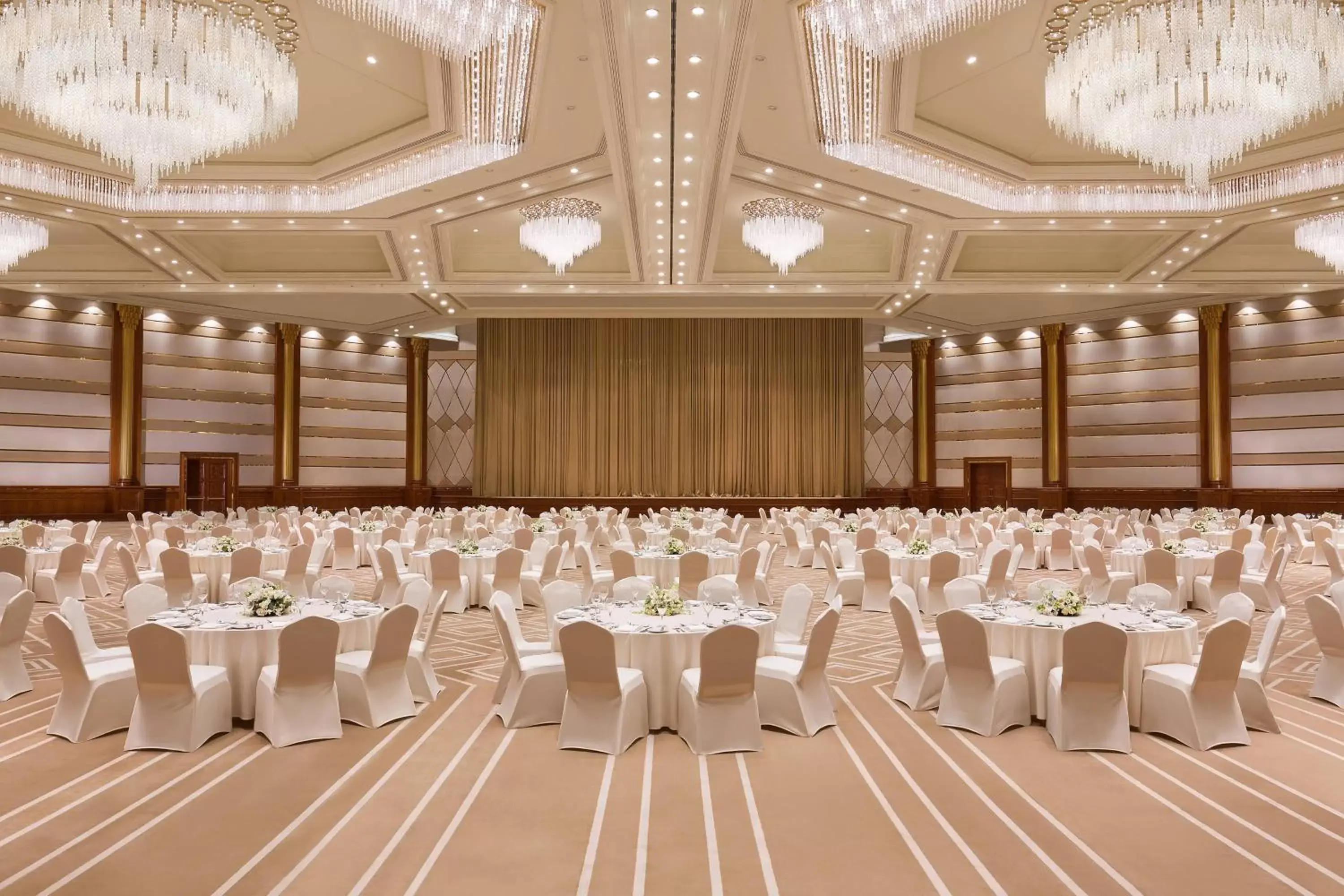 Meeting/conference room, Banquet Facilities in Sheraton Grand Doha Resort & Convention Hotel