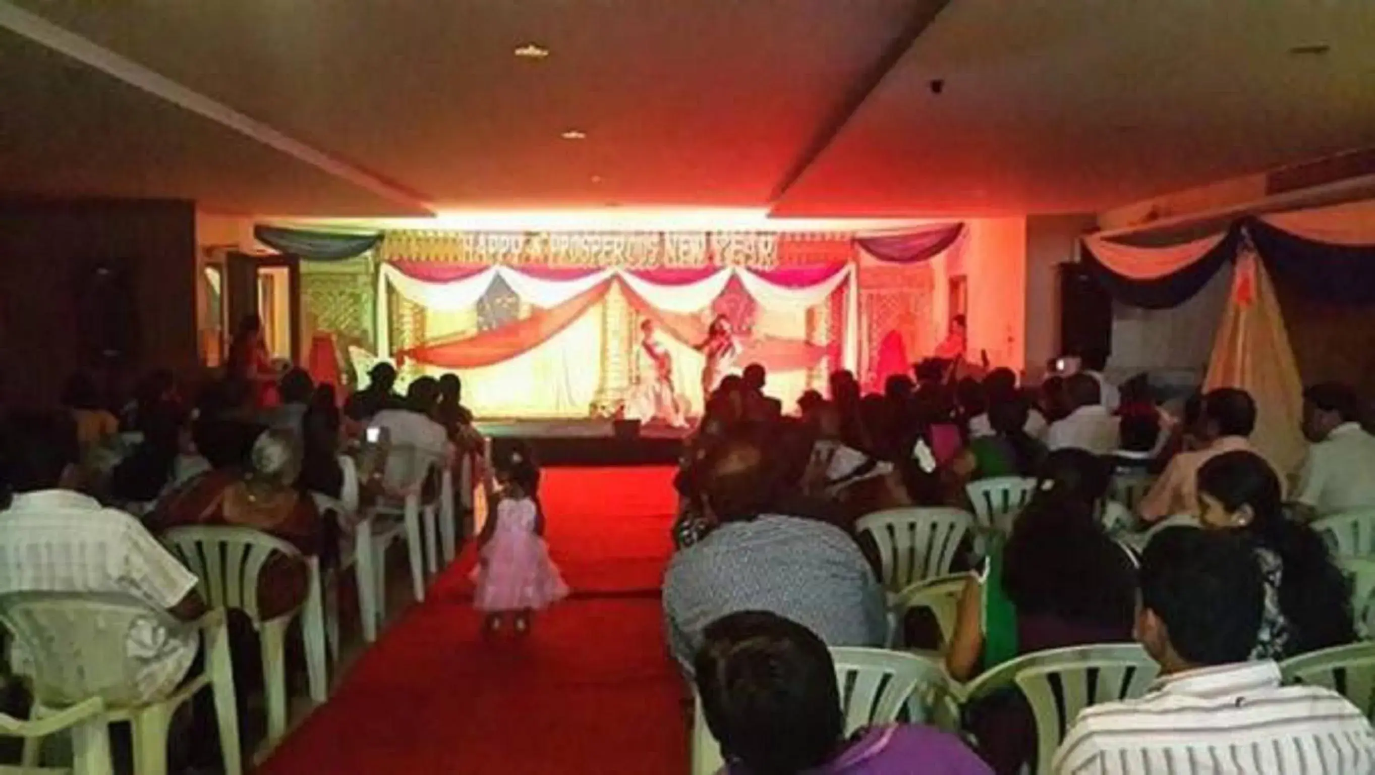 Restaurant/places to eat in Suvarna Residency Restaurant/places to eat in Suvarna Residency