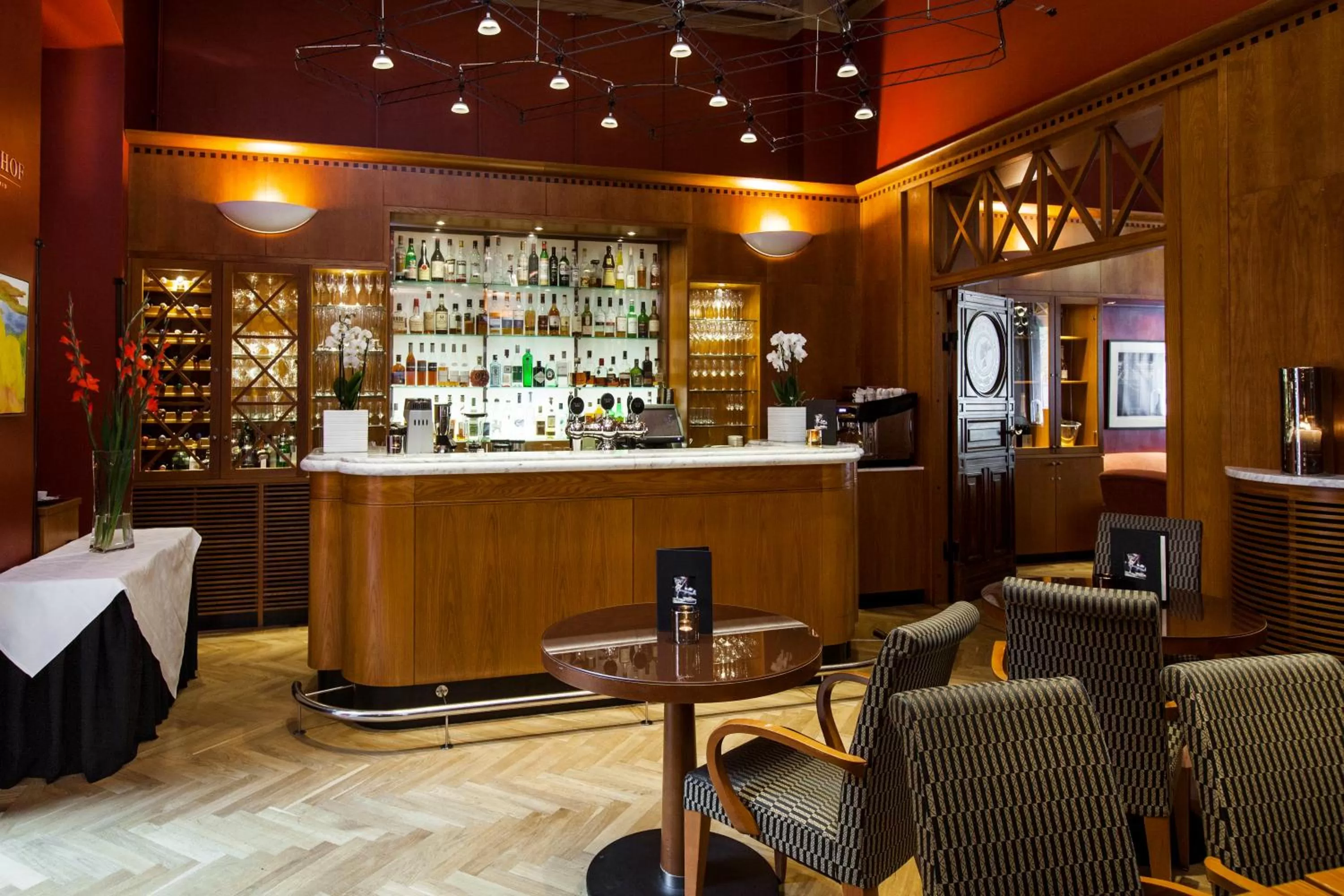 Lounge or bar in Elite Plaza Hotel