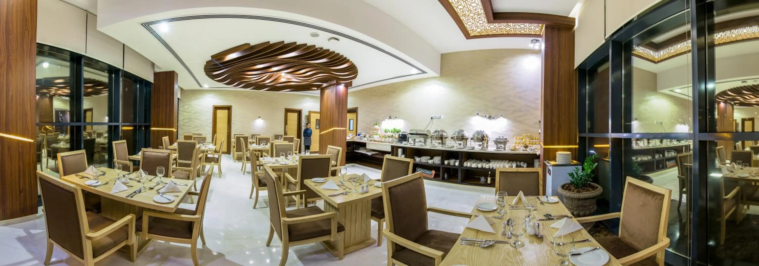 Meals in Muscat Gate Hotel
