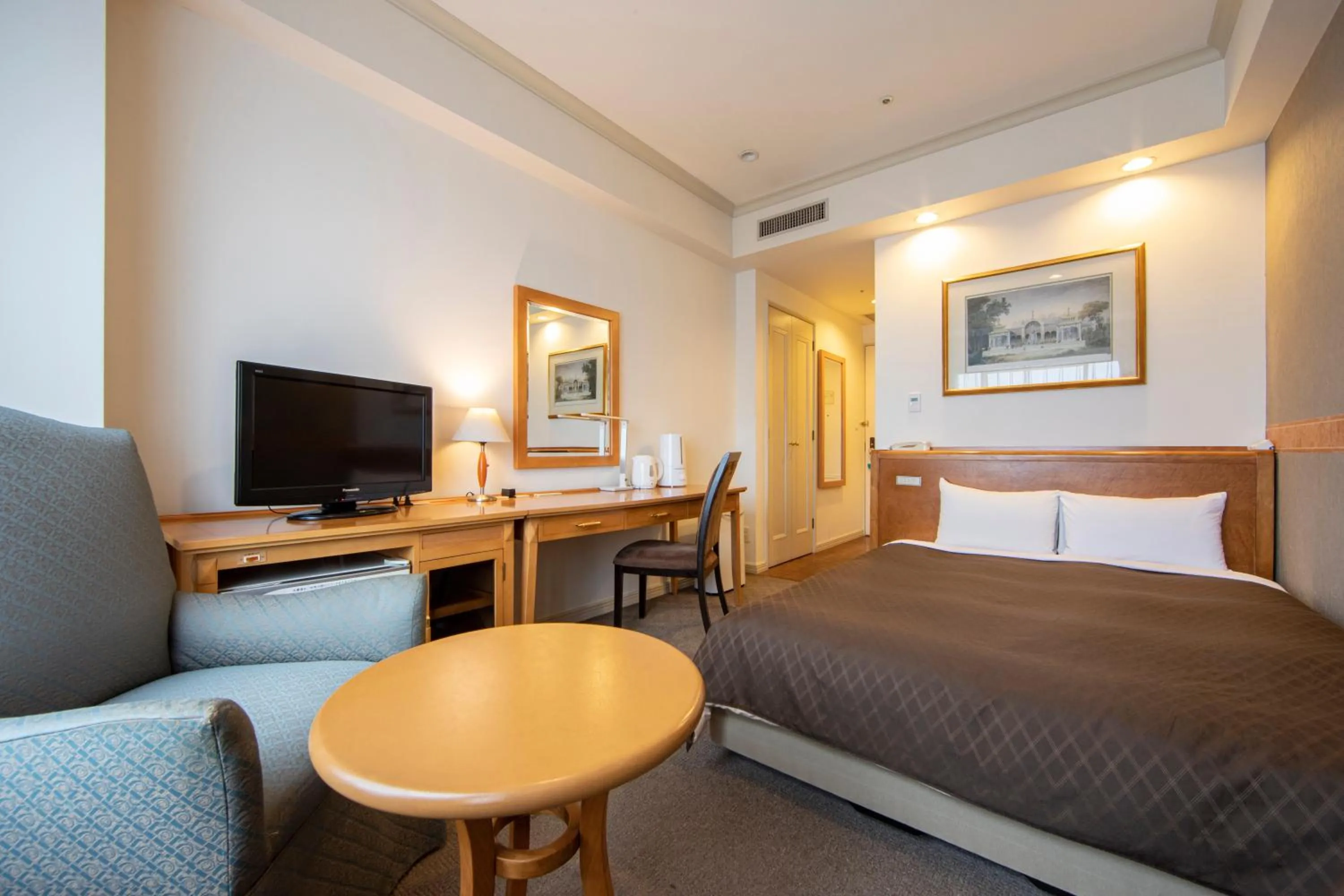 Bed in Hotel Cadenza Tokyo