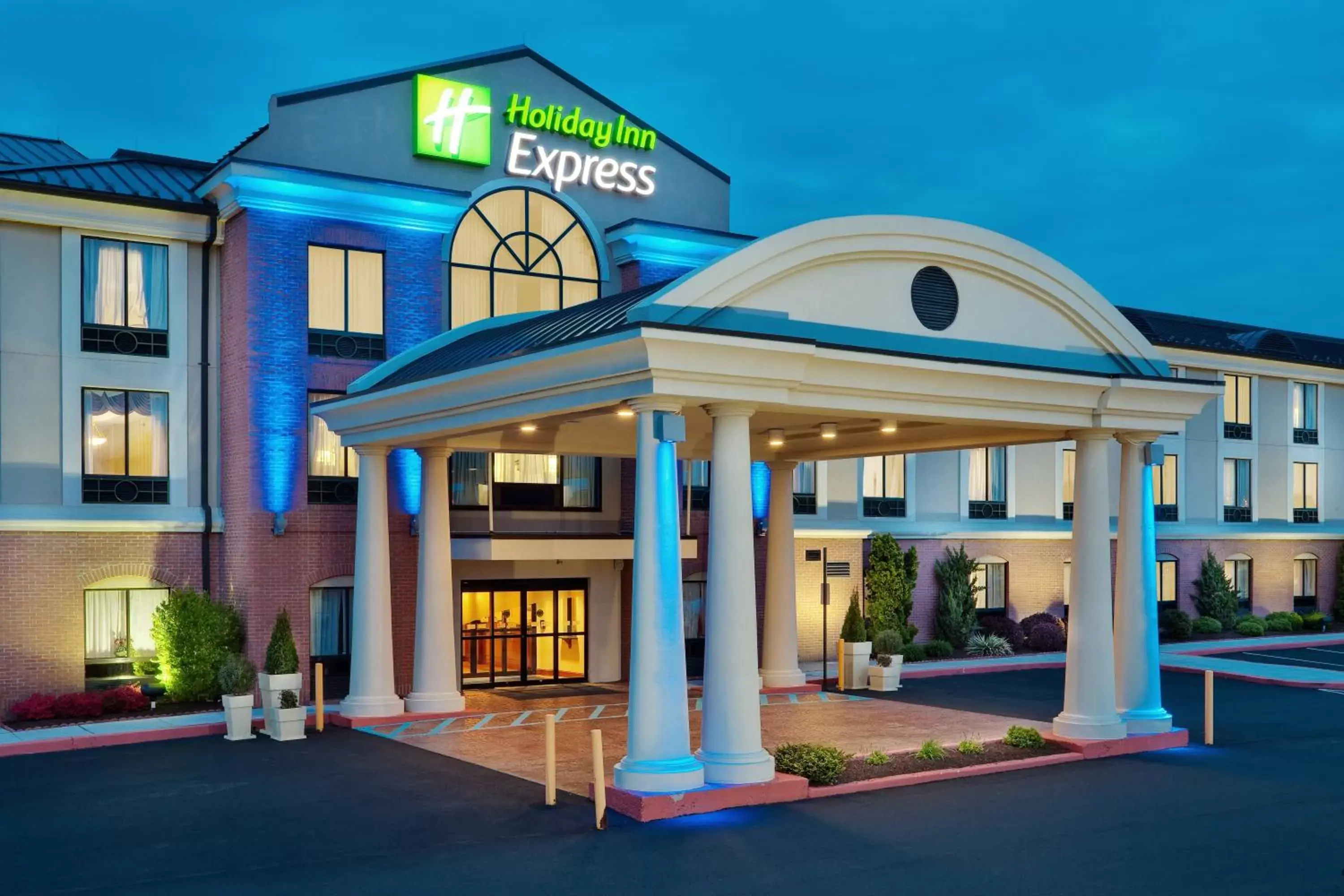 Property Building in Holiday Inn Express and Suites - Quakertown, an IHG Hotel