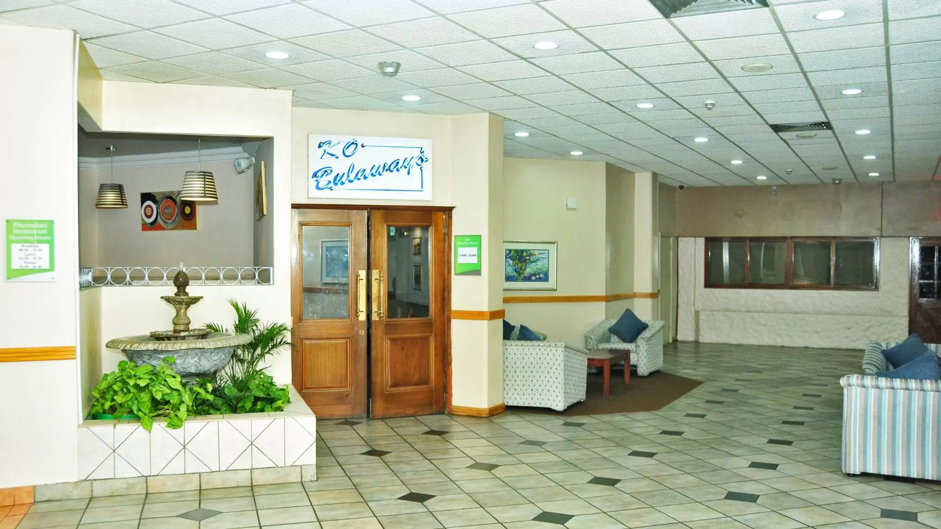 Lounge or bar in Holiday Inn - Bulawayo, an IHG Hotel