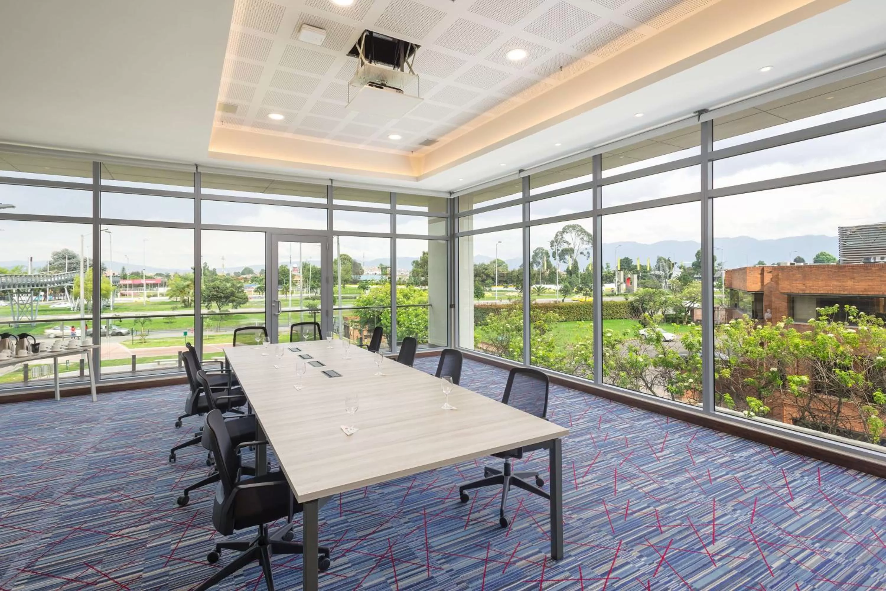 Meeting/conference room in Hilton Garden Inn Bogota Airport
