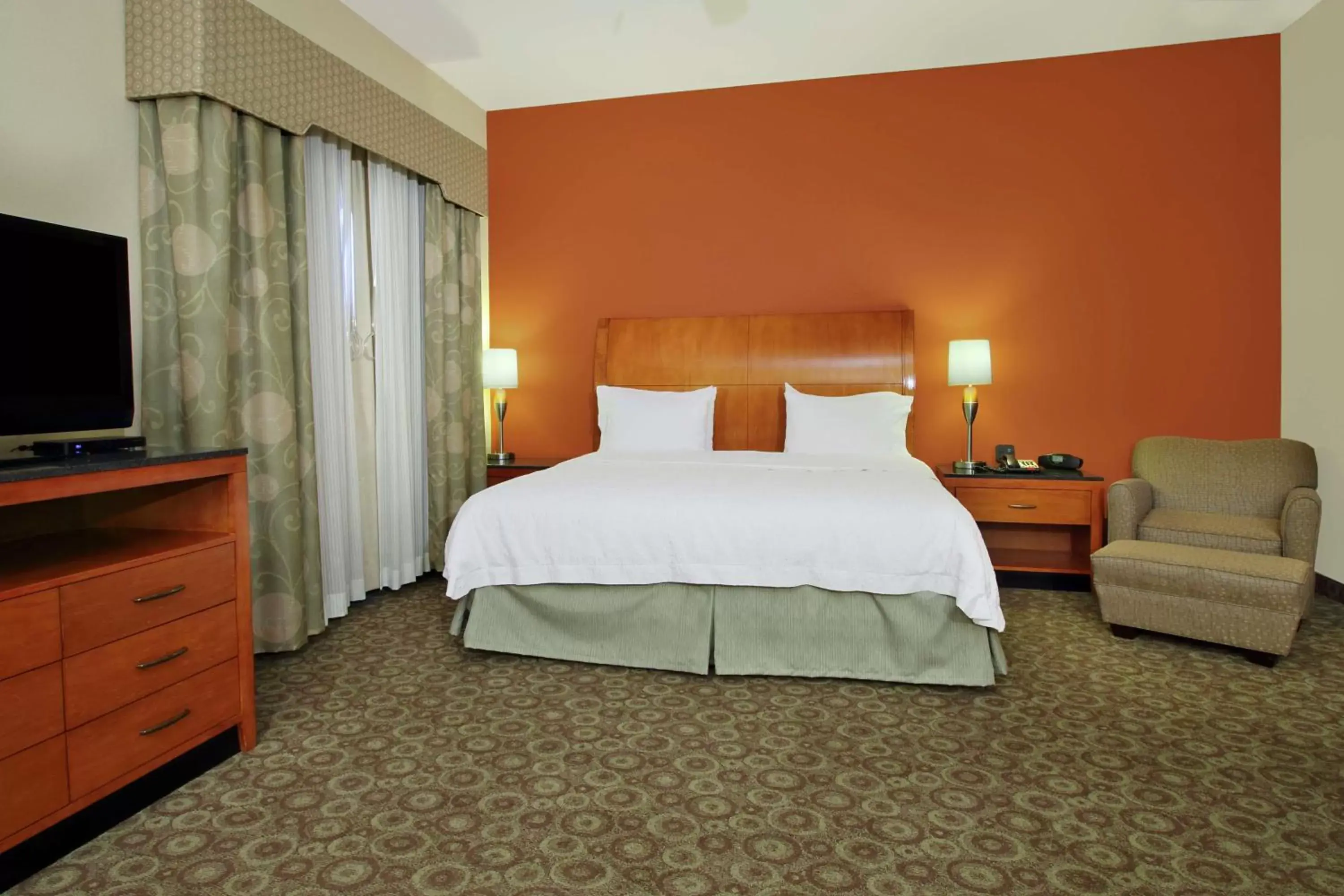 Bedroom, Bed in Hampton Inn & Suites Buffalo