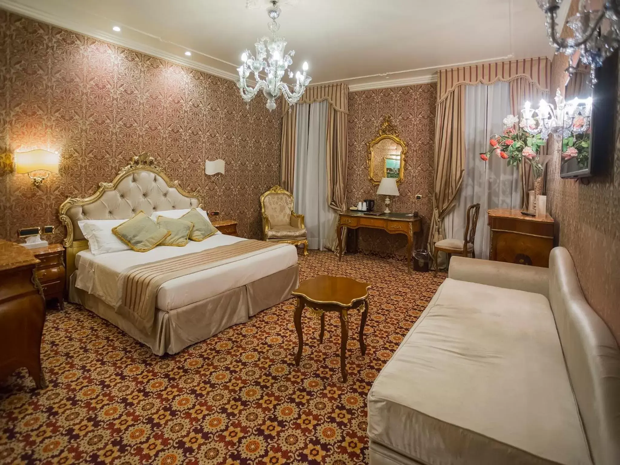Photo of the whole room in Hotel Ca' dei Conti