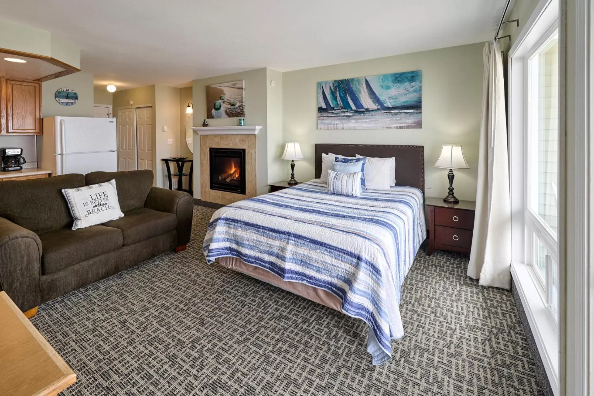 Bed in D Sands Rentals