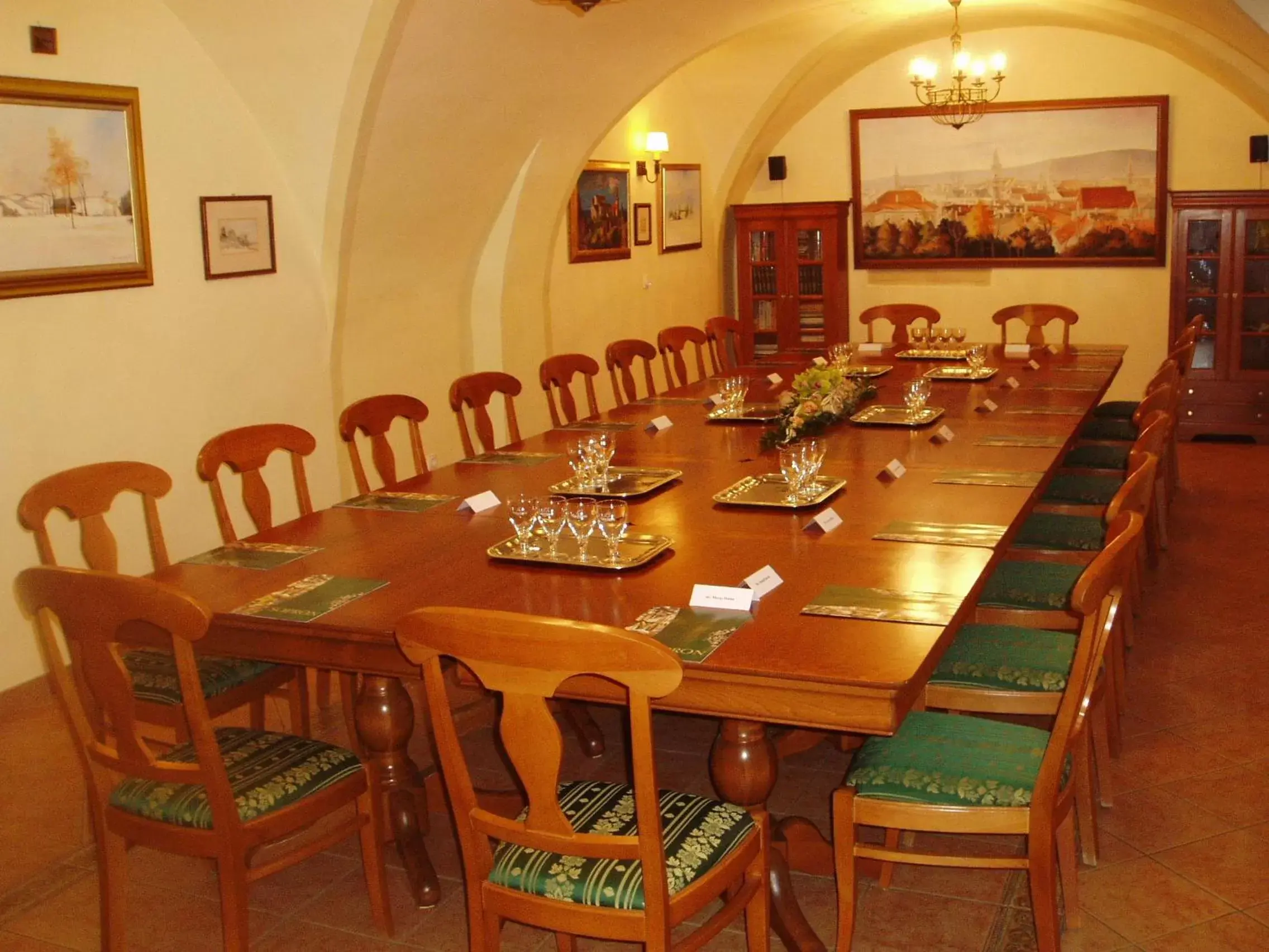 Meeting/conference room, Restaurant/Places to Eat in Hotel Wollner