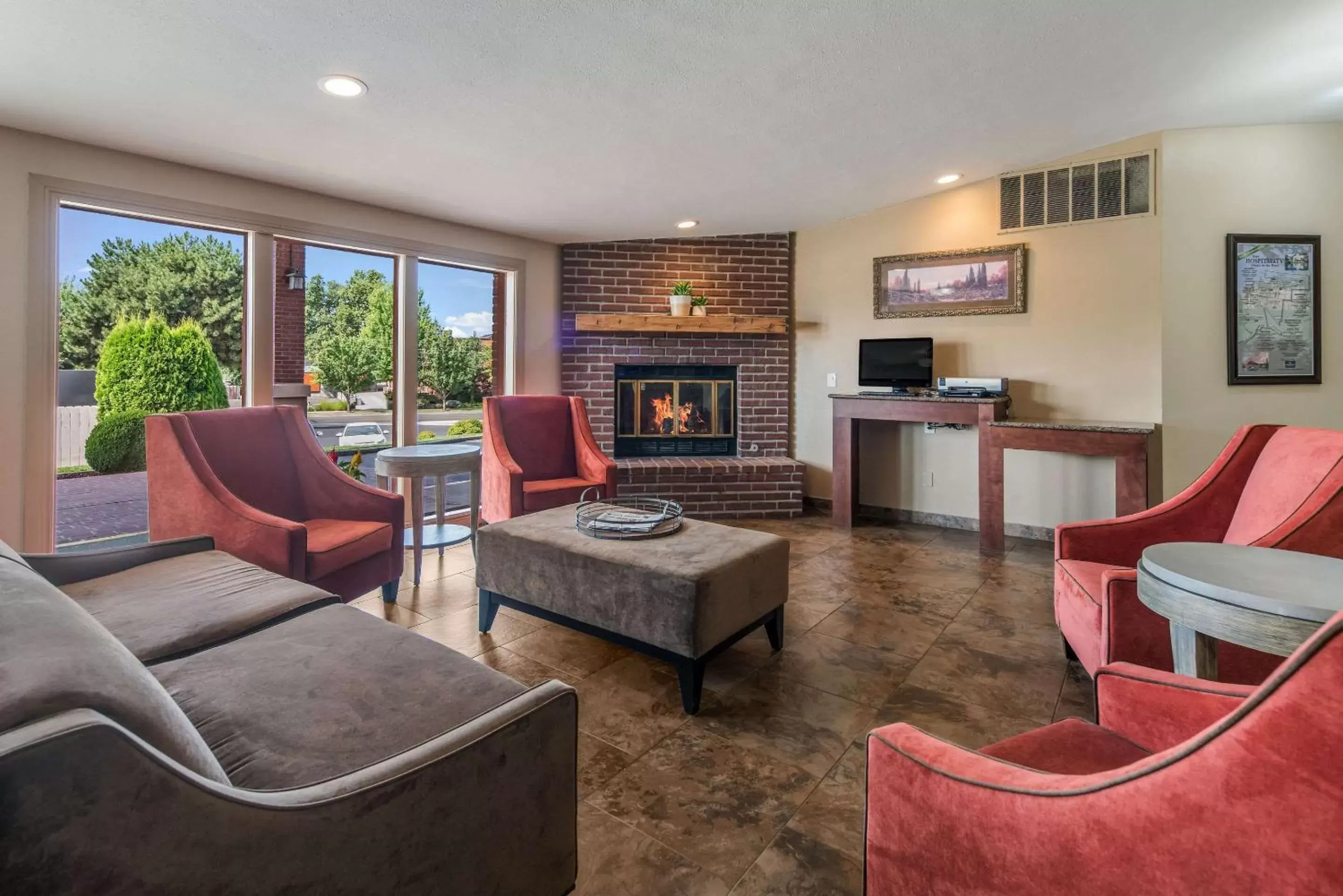 Lobby or reception, Seating Area in Quality Inn & Suites Downtown Walla Walla