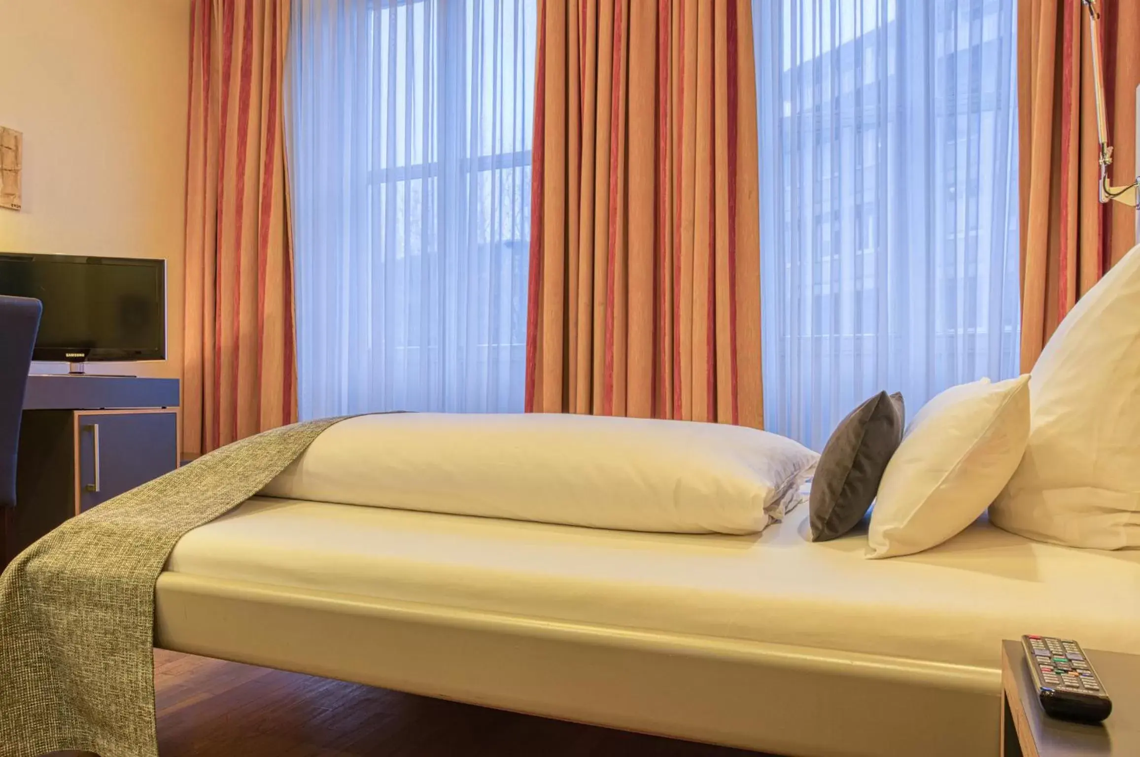 Photo of the whole room, Seating Area in Best Western Hotel Bremen City Photo of the whole room, Seating Area in Best Western Hotel Bremen City