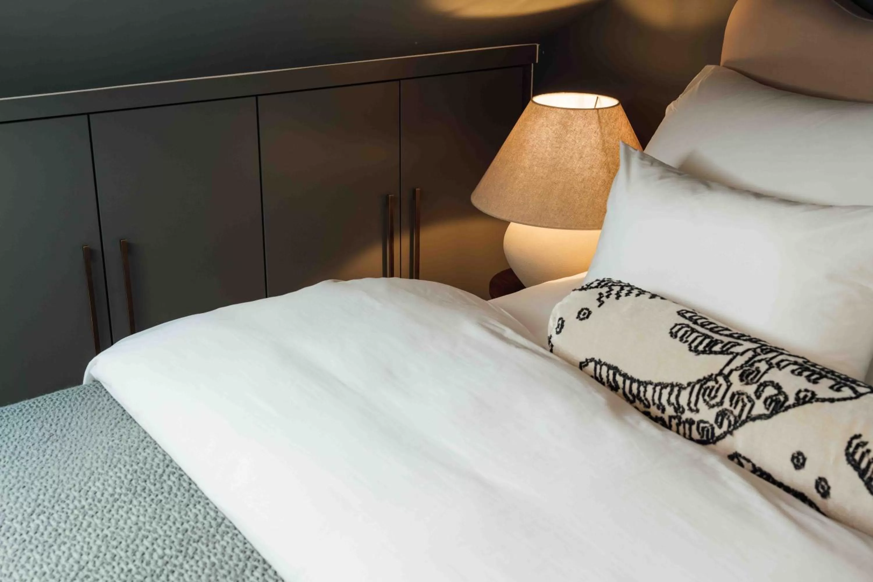 Bed in Clemonte Hotel - Your Reception-less Boutique Hideaway