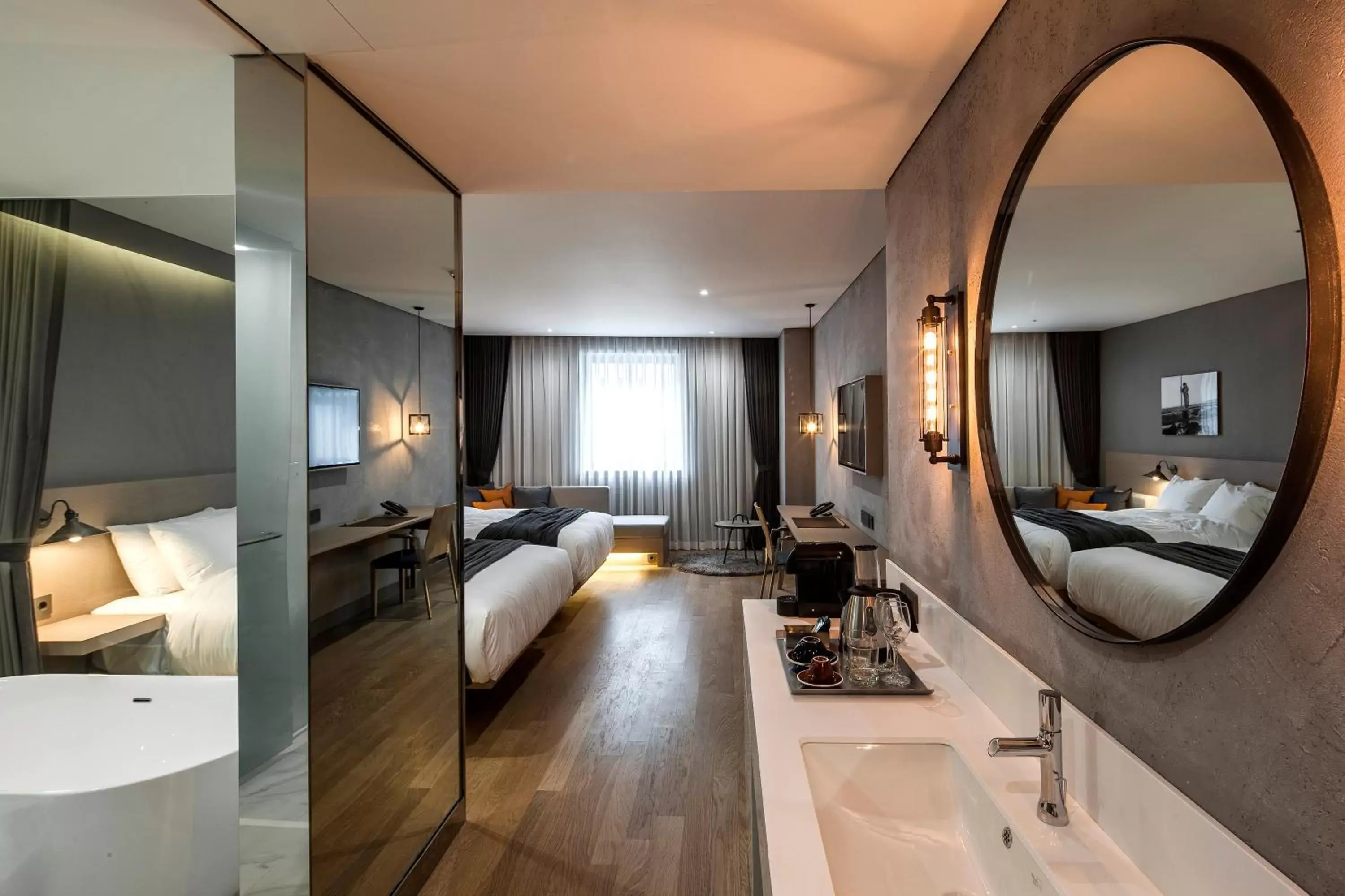 Bathroom, Lounge/Bar in Hotel28 Myeongdong