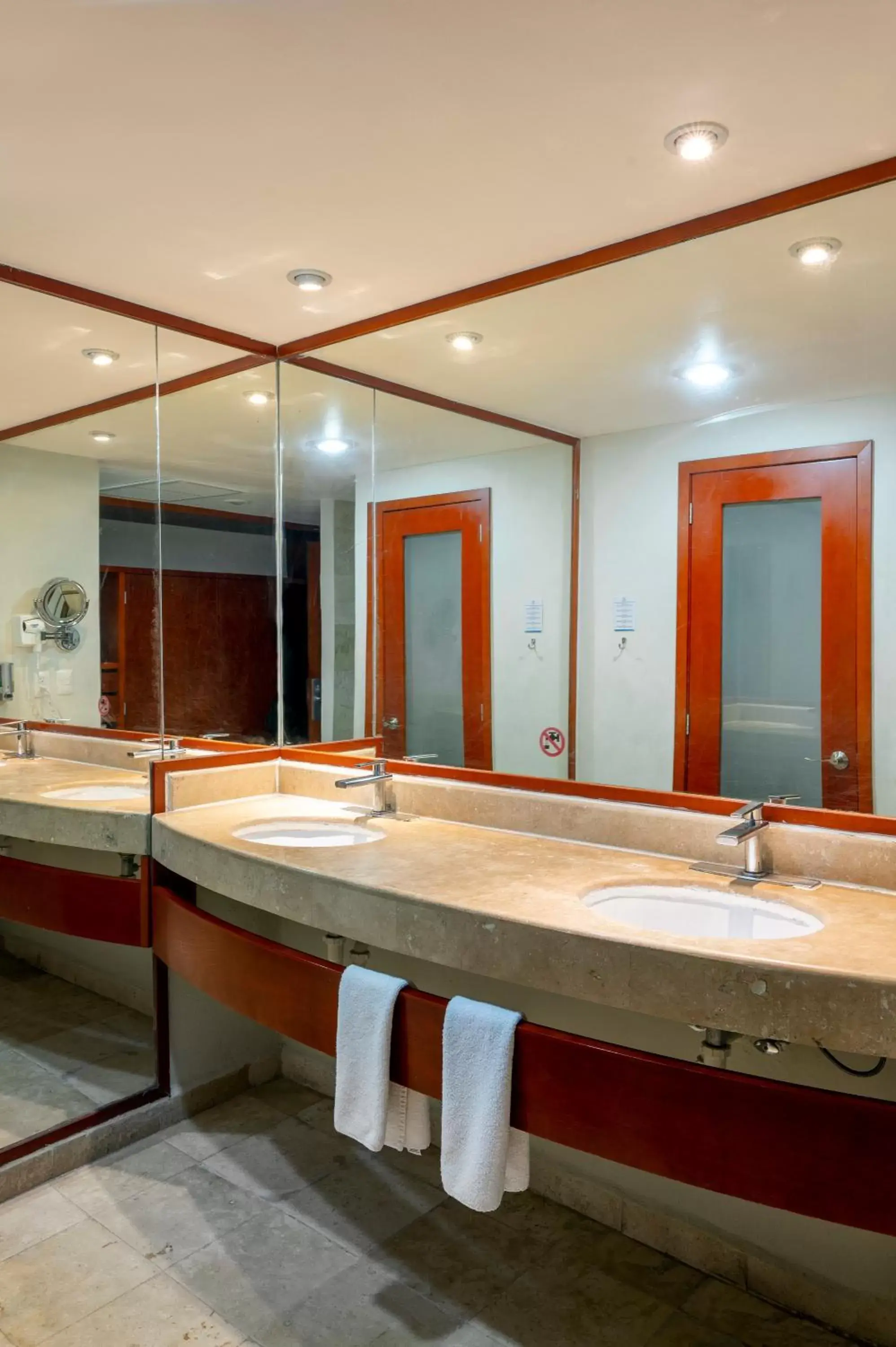 Bathroom in Viva Maya by Wyndham, A Trademark All Inclusive Resort