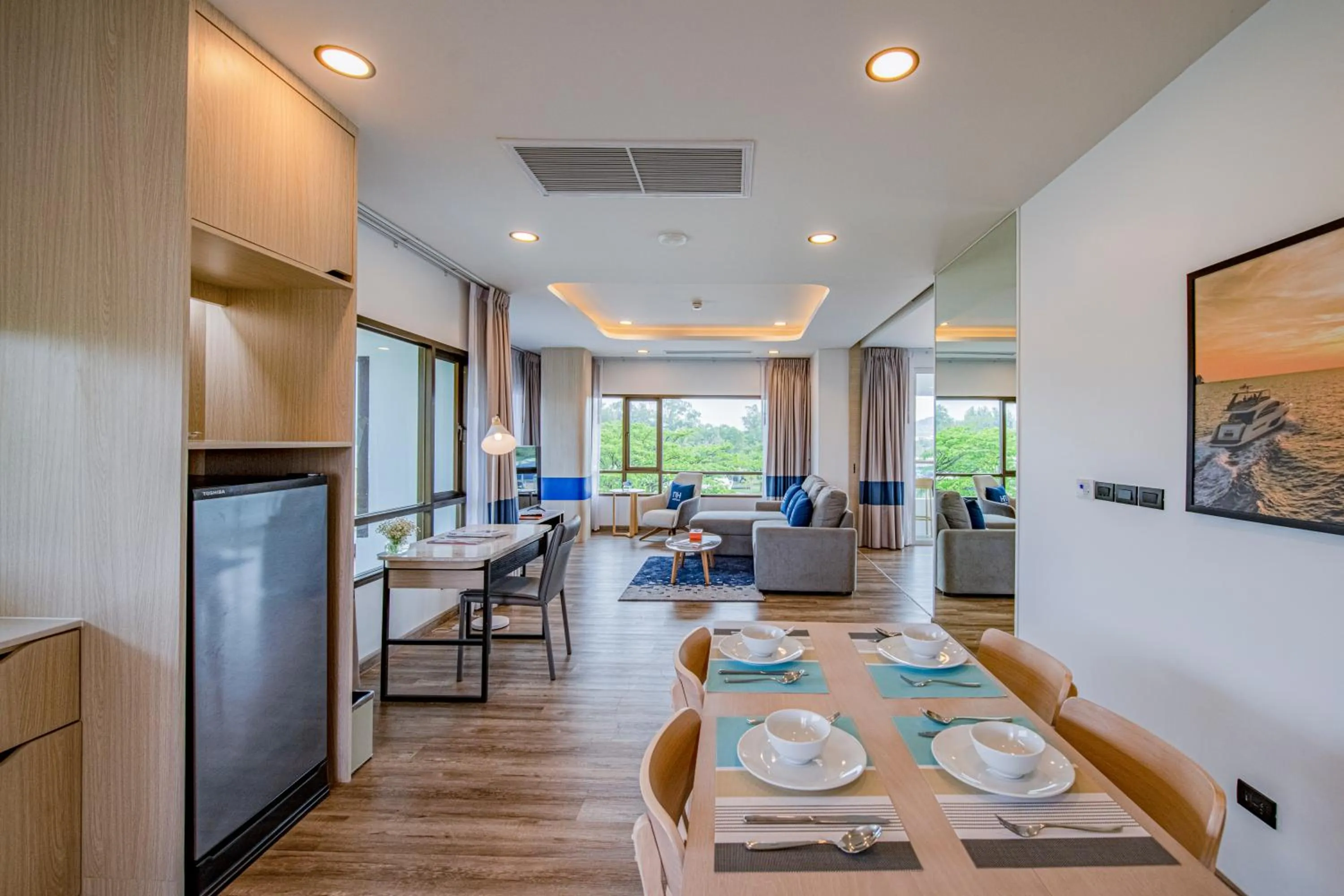 Living room in NH Boat Lagoon Phuket Resort