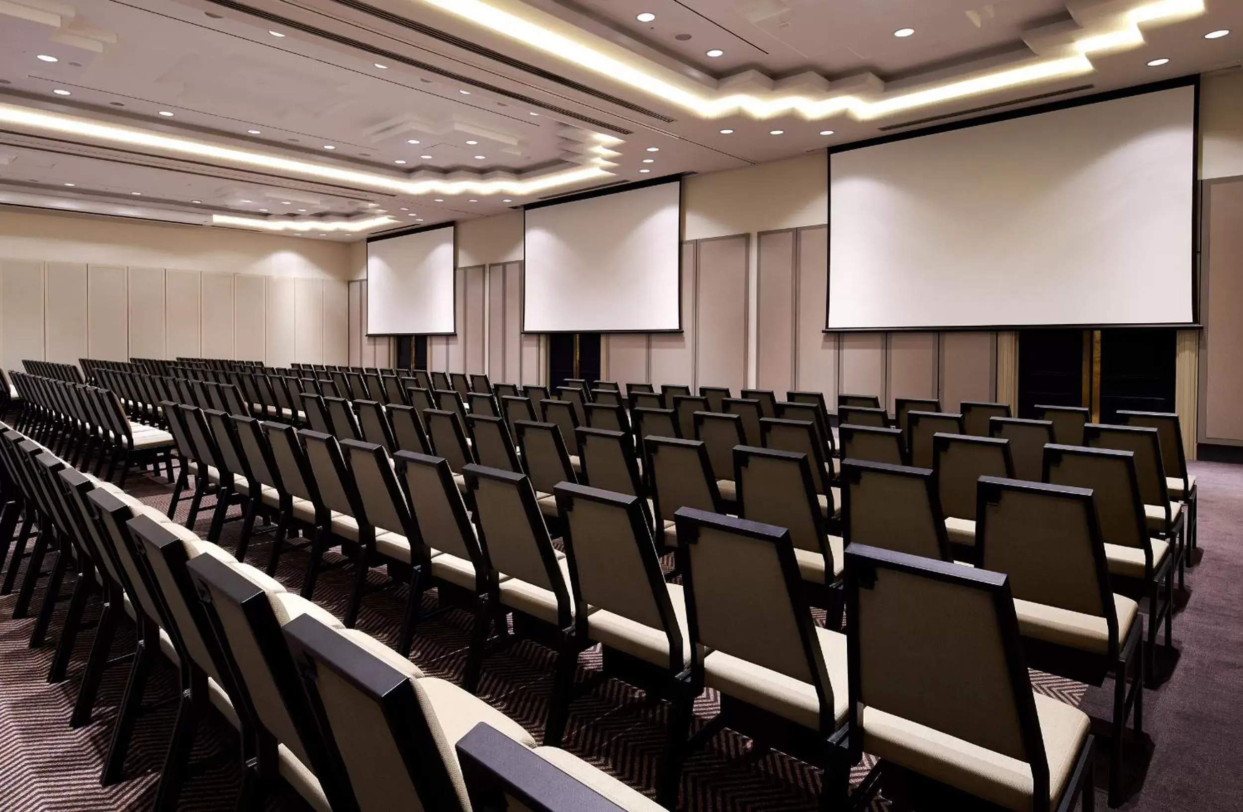 Meeting/conference room in Sheraton Grand Mirage Resort, Port Douglas