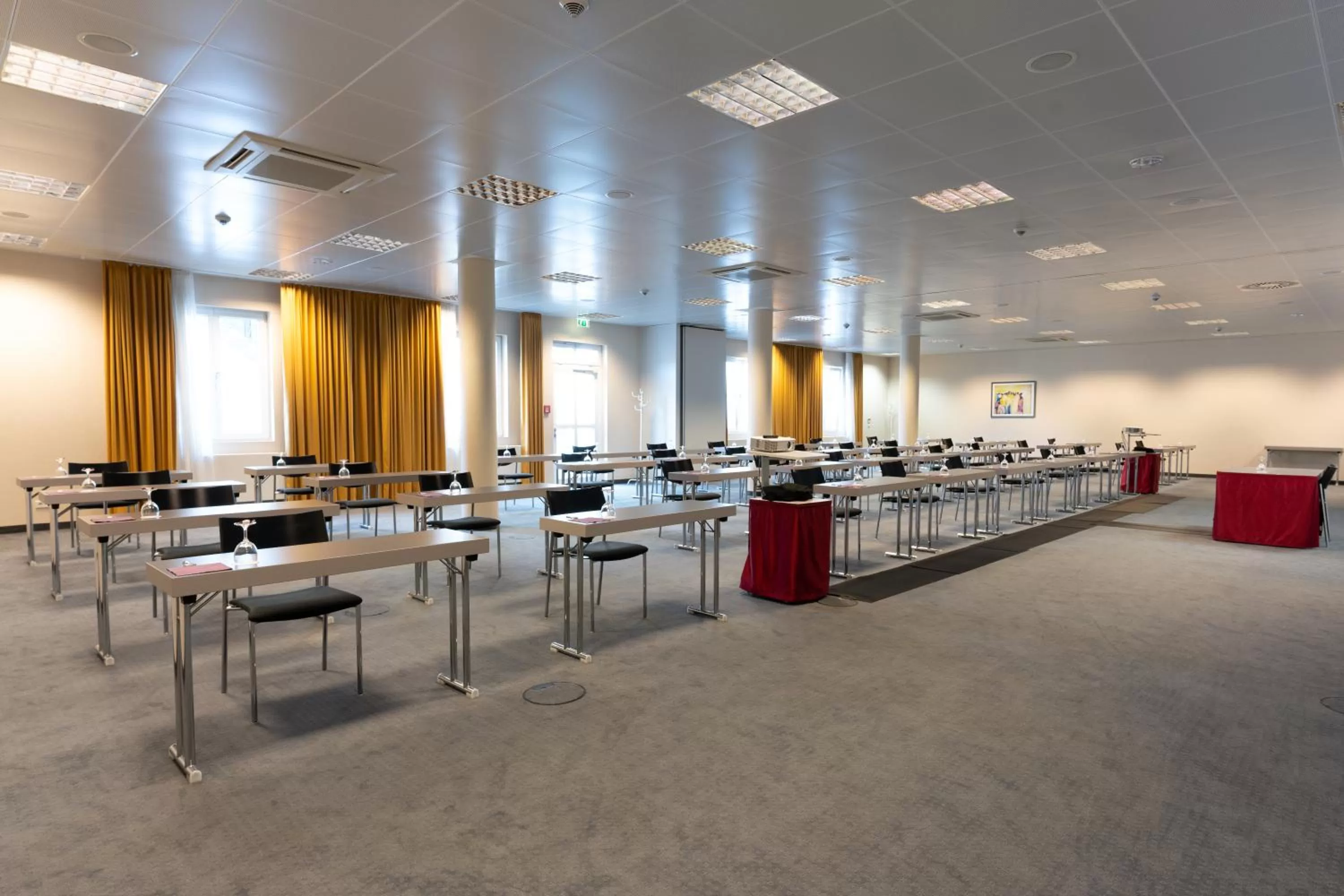 Banquet/Function facilities in Arvena Reichsstadt Hotel