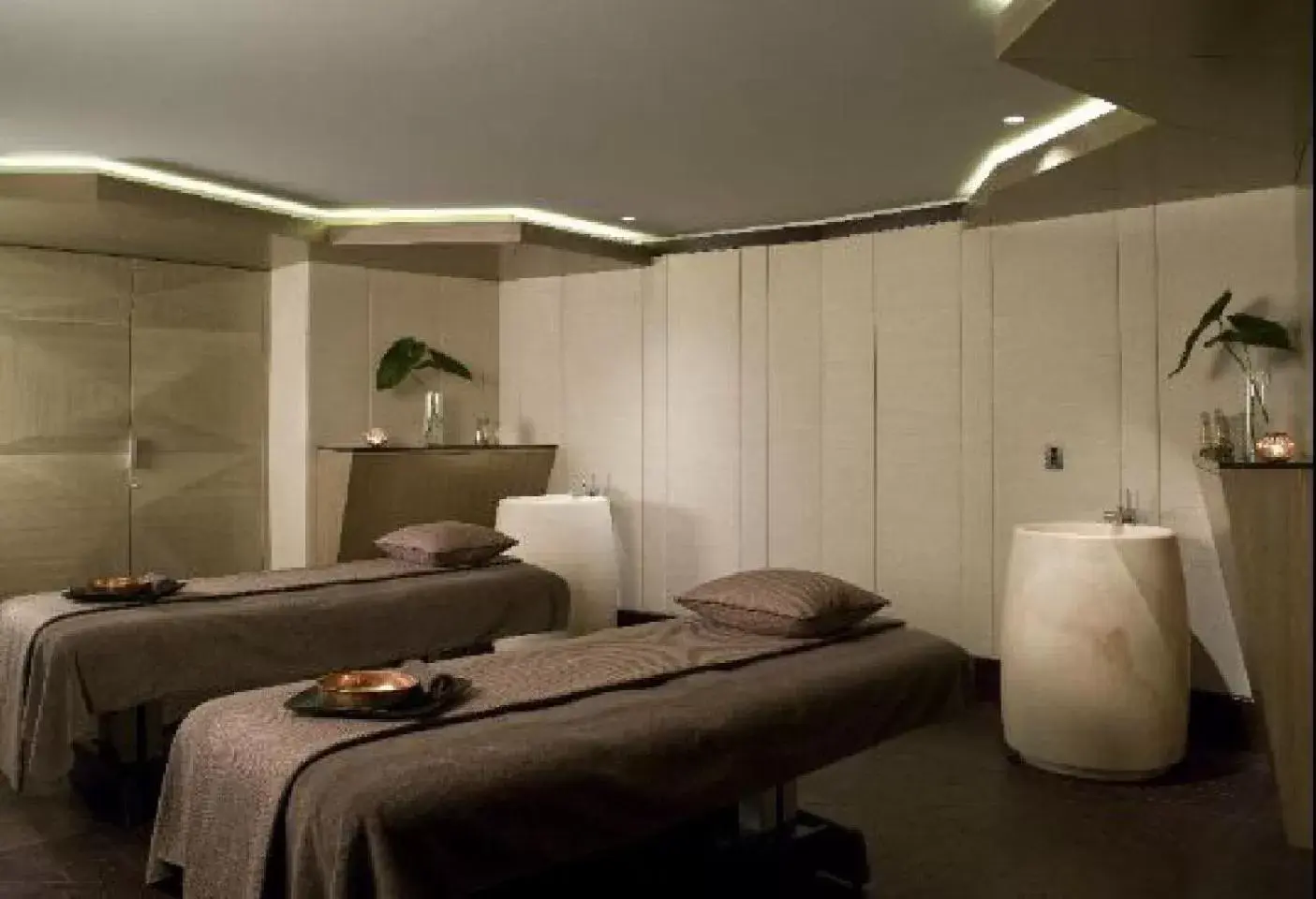 Spa and wellness centre/facilities, Bed in Arize Hotel Sri Racha