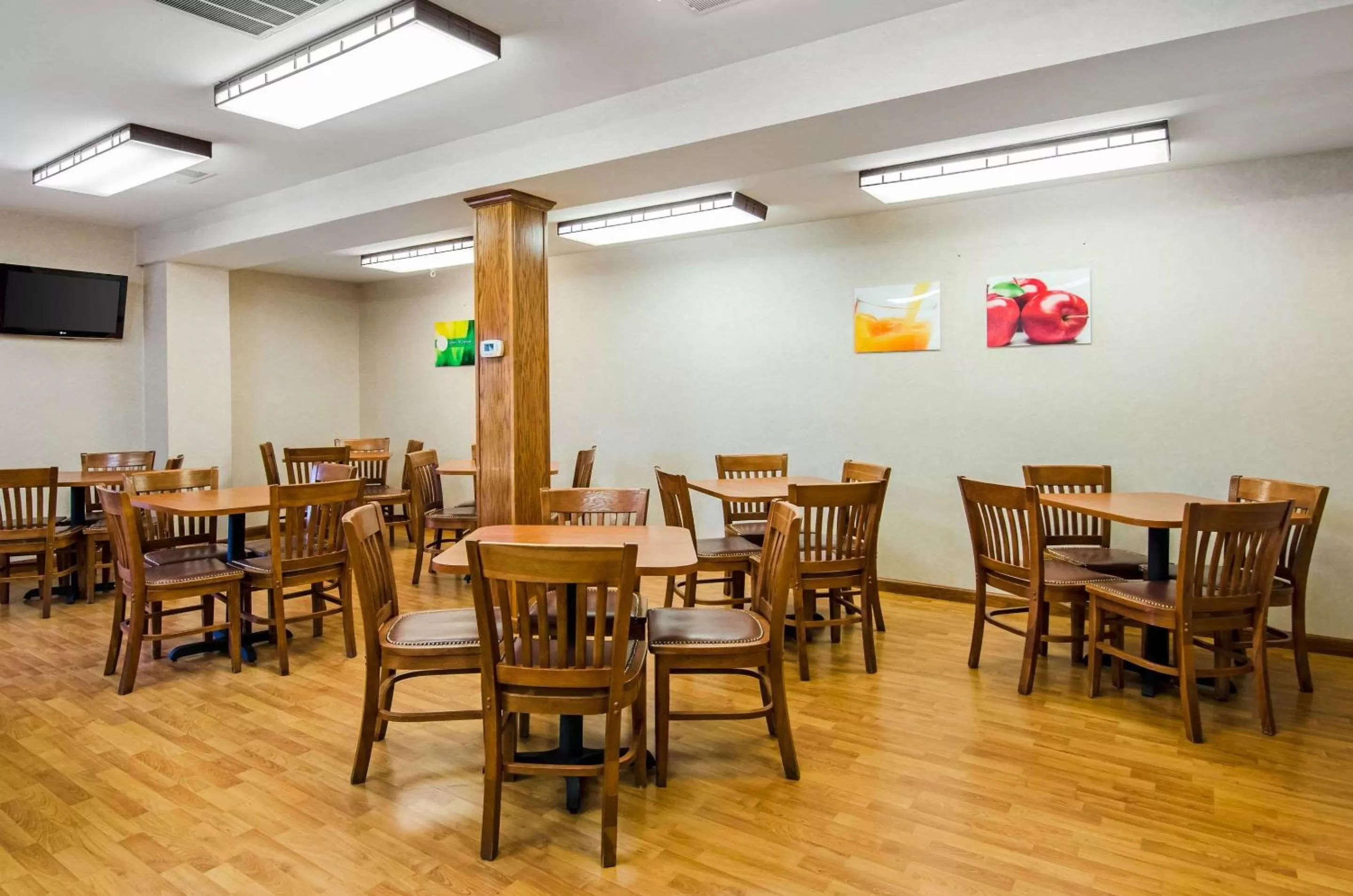 Restaurant/places to eat in Quality Inn Summersville - New River Area