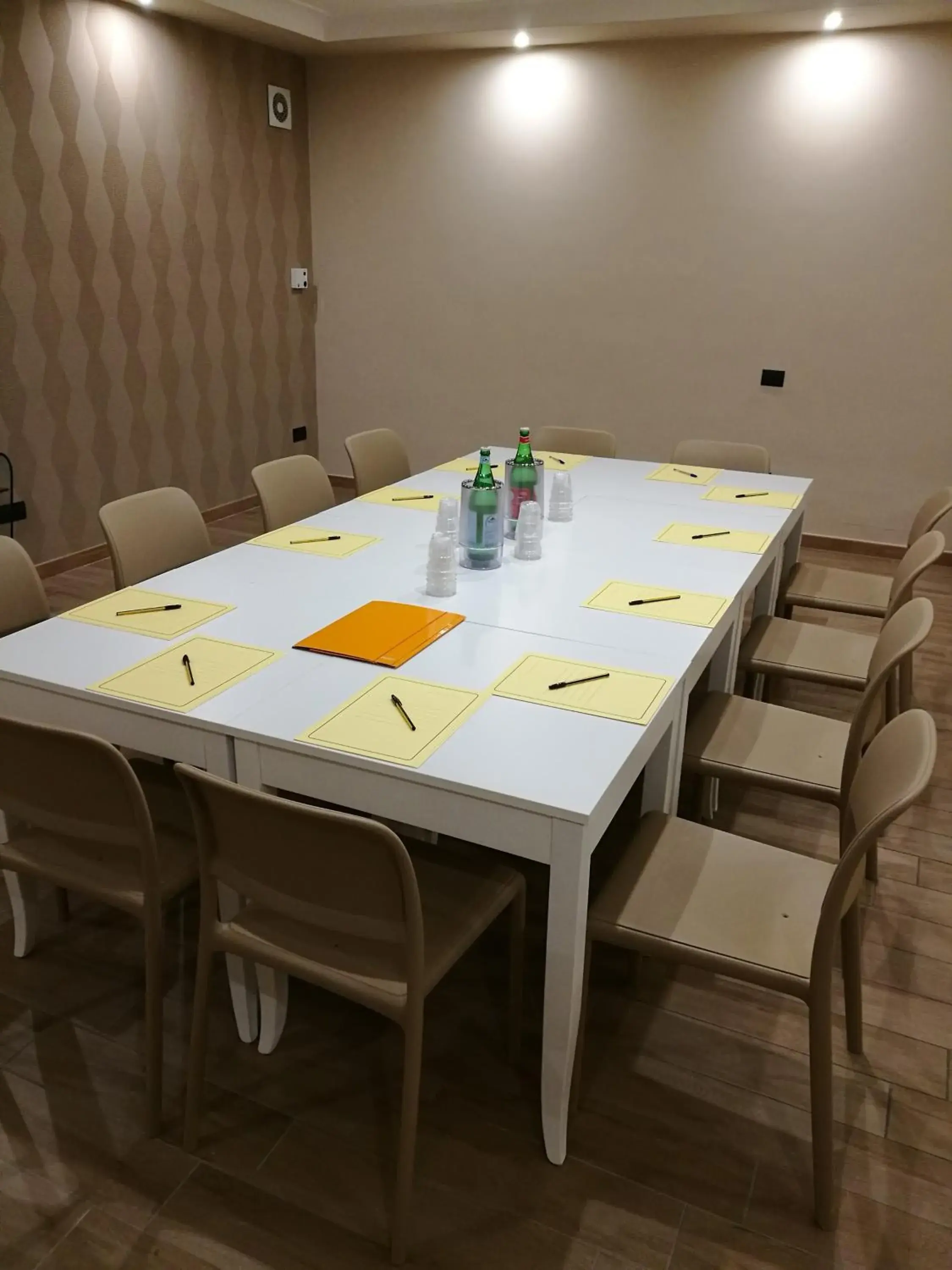 Meeting/conference room in Hotel Bruman