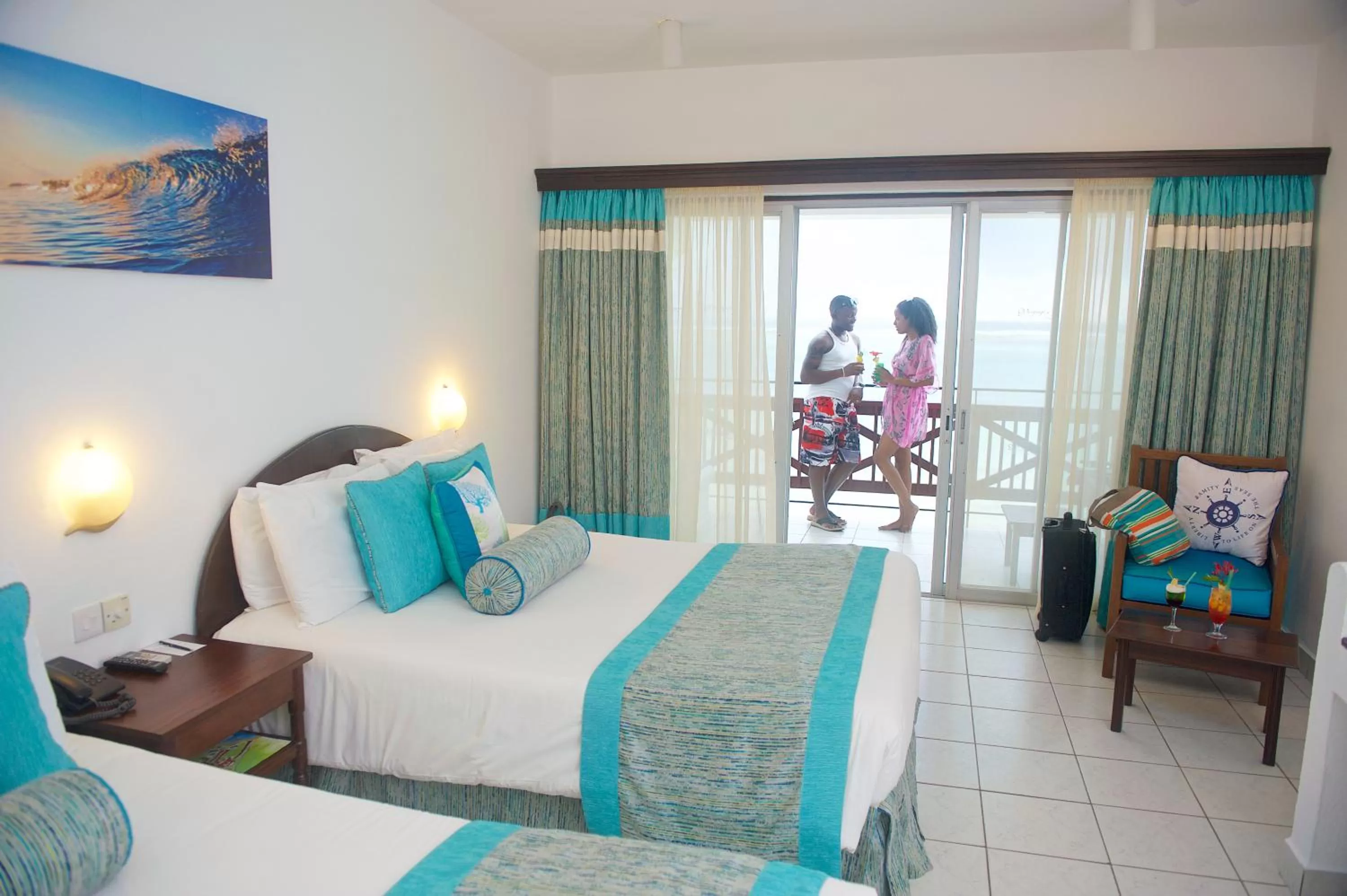 Guests, Bed in Voyager Beach Resort