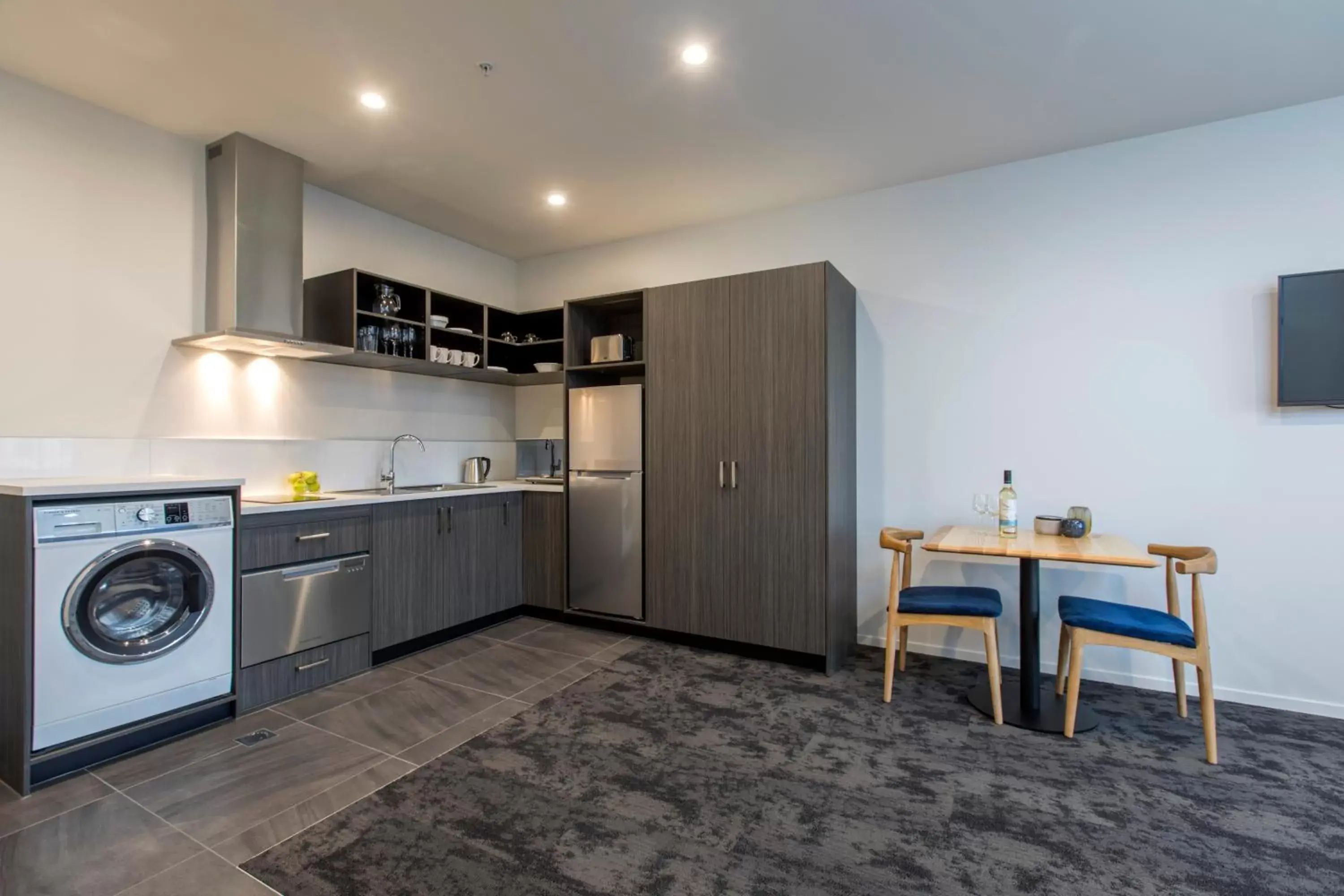 Kitchen or kitchenette, Kitchen/Kitchenette in Quest on Manchester Serviced Apartments