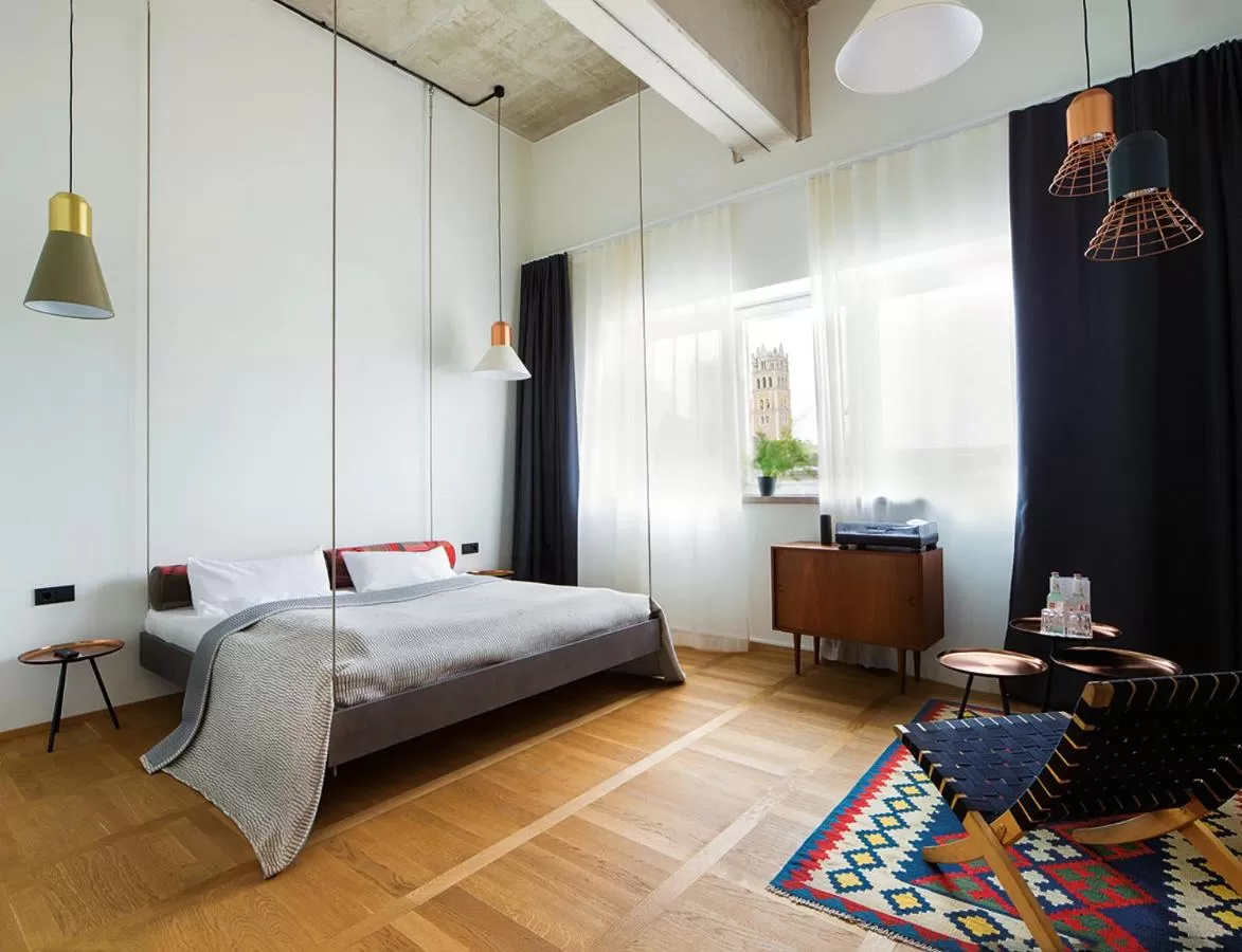 Bed in The Flushing Meadows Hotel