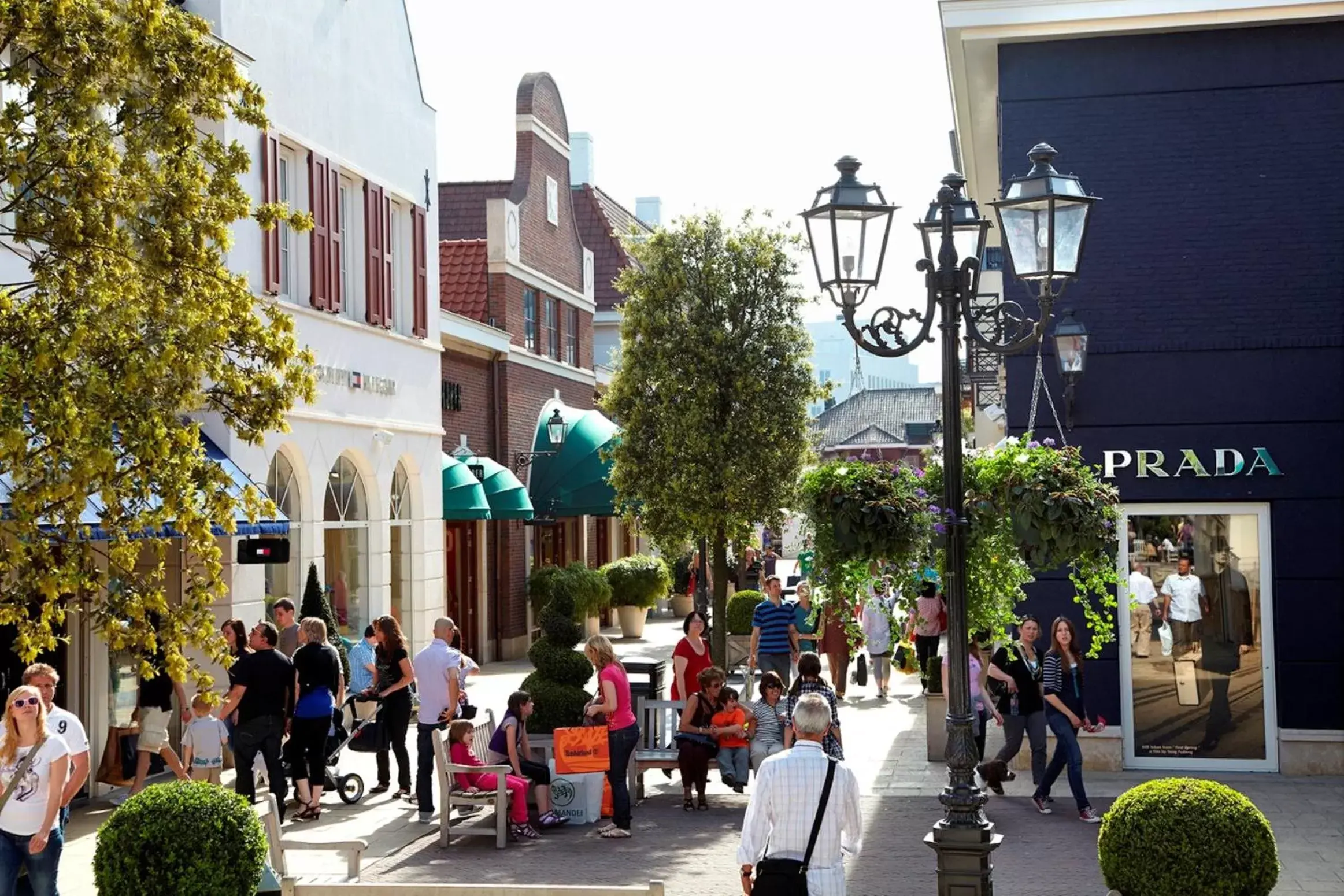 On-site shops in Hotel Roermond Next Door