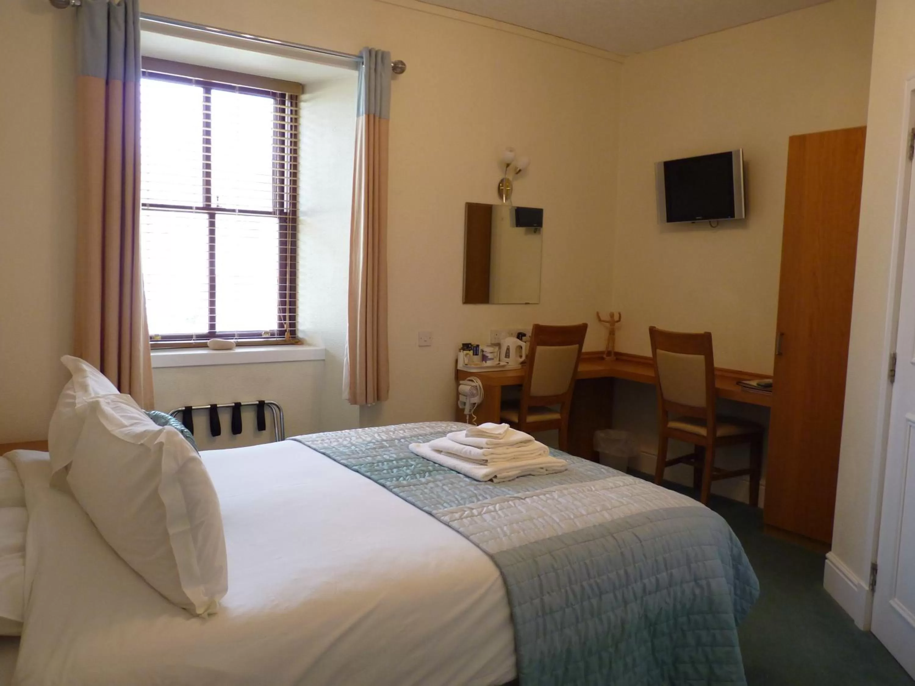 Bed in Pentland Lodge House