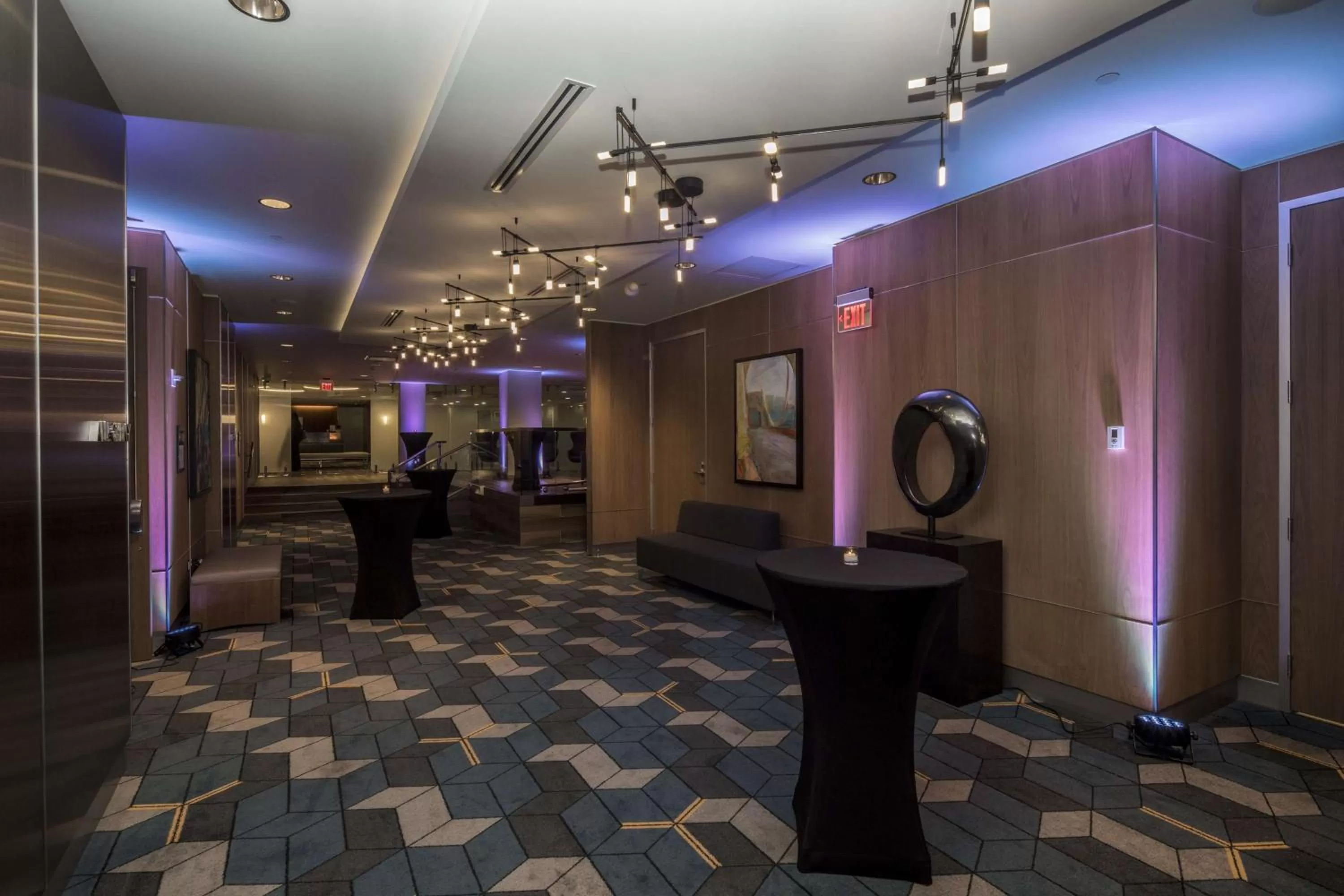 Meeting/conference room in DoubleTree by Hilton Hotel & Suites Pittsburgh Downtown