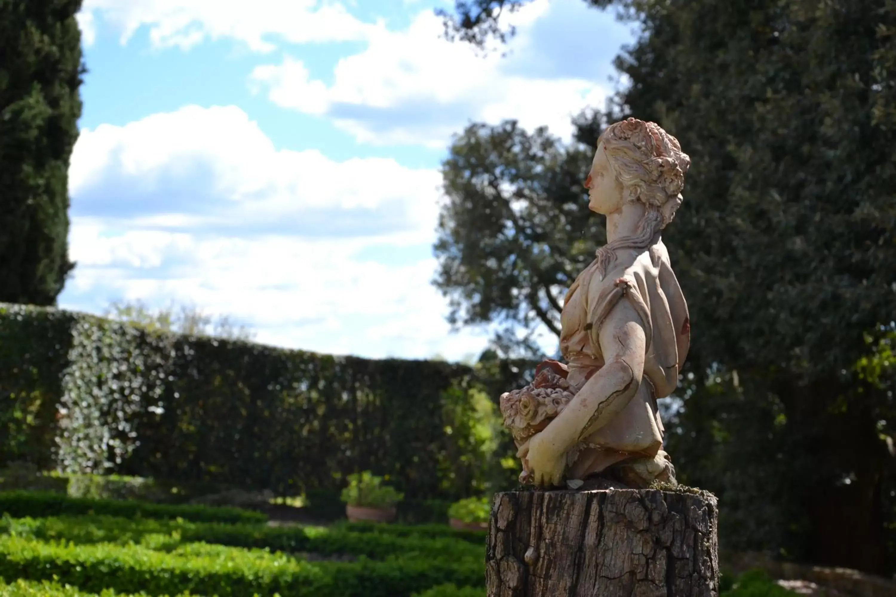 Garden in Certosa di Pontignano Residenza d'Epoca