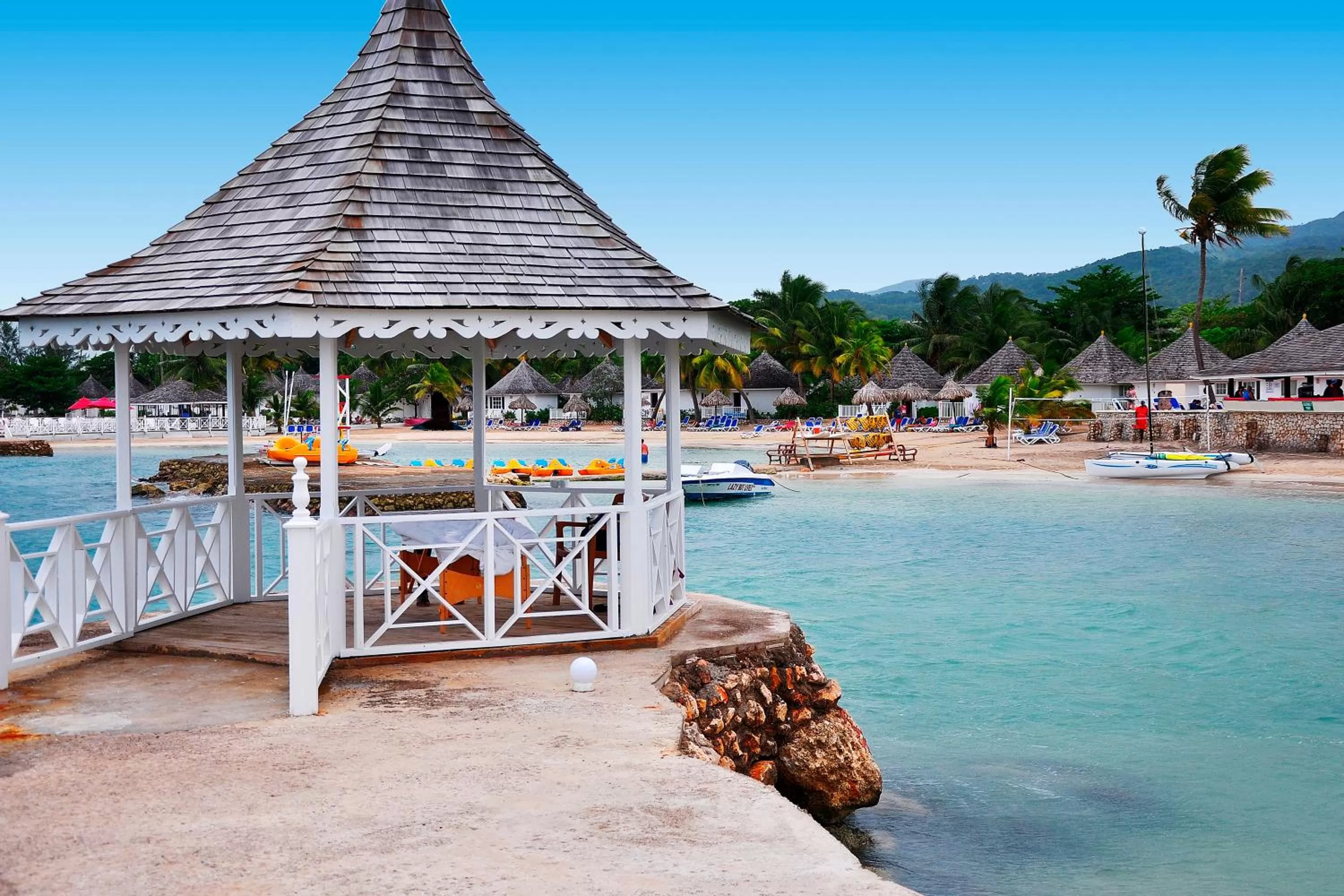 Day in Grand Decameron Montego Beach, A Trademark All-Inclusive Resort