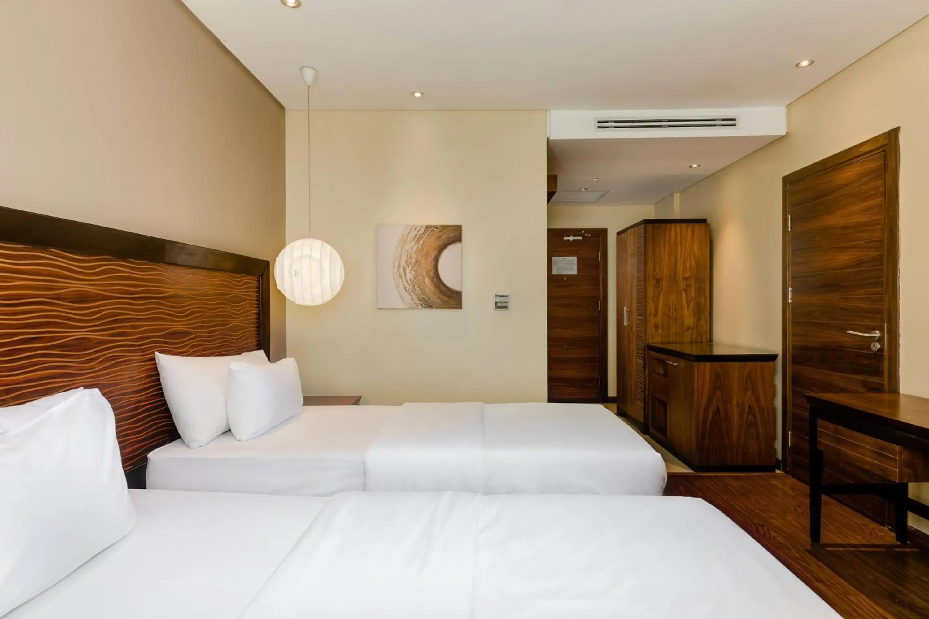 Photo of the whole room, Bed in Protea Hotel by Marriott Ikeja Select