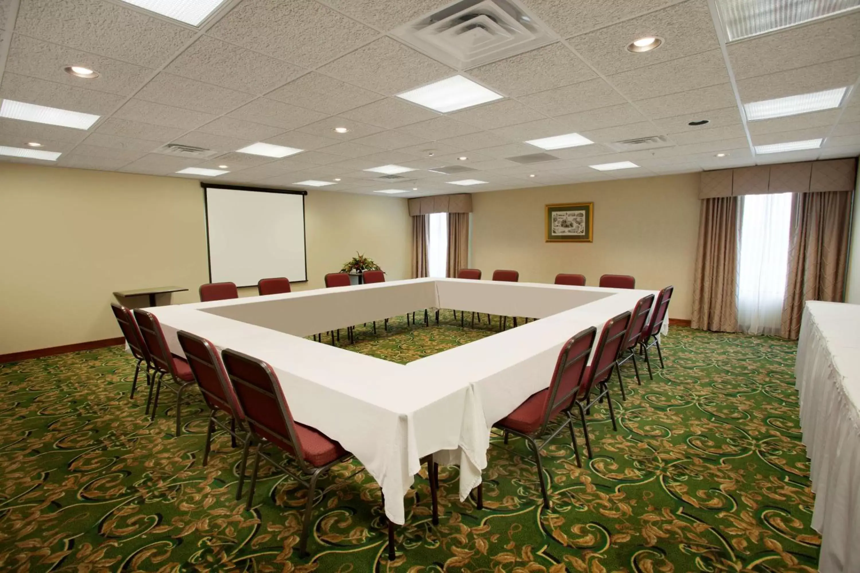 Meeting/conference room in Hampton Inn Sidney