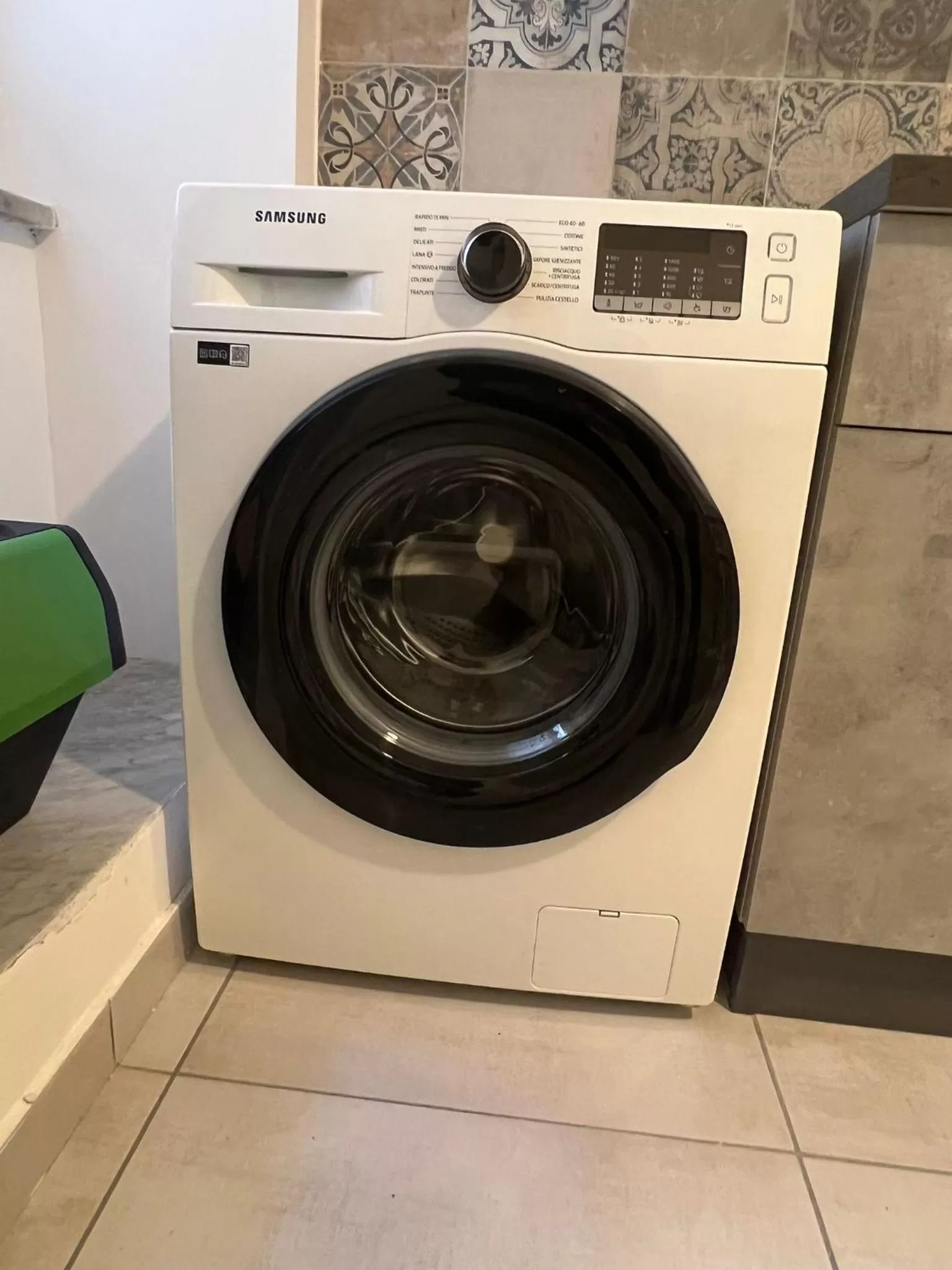 washing machine, Bathroom in Napoleò
