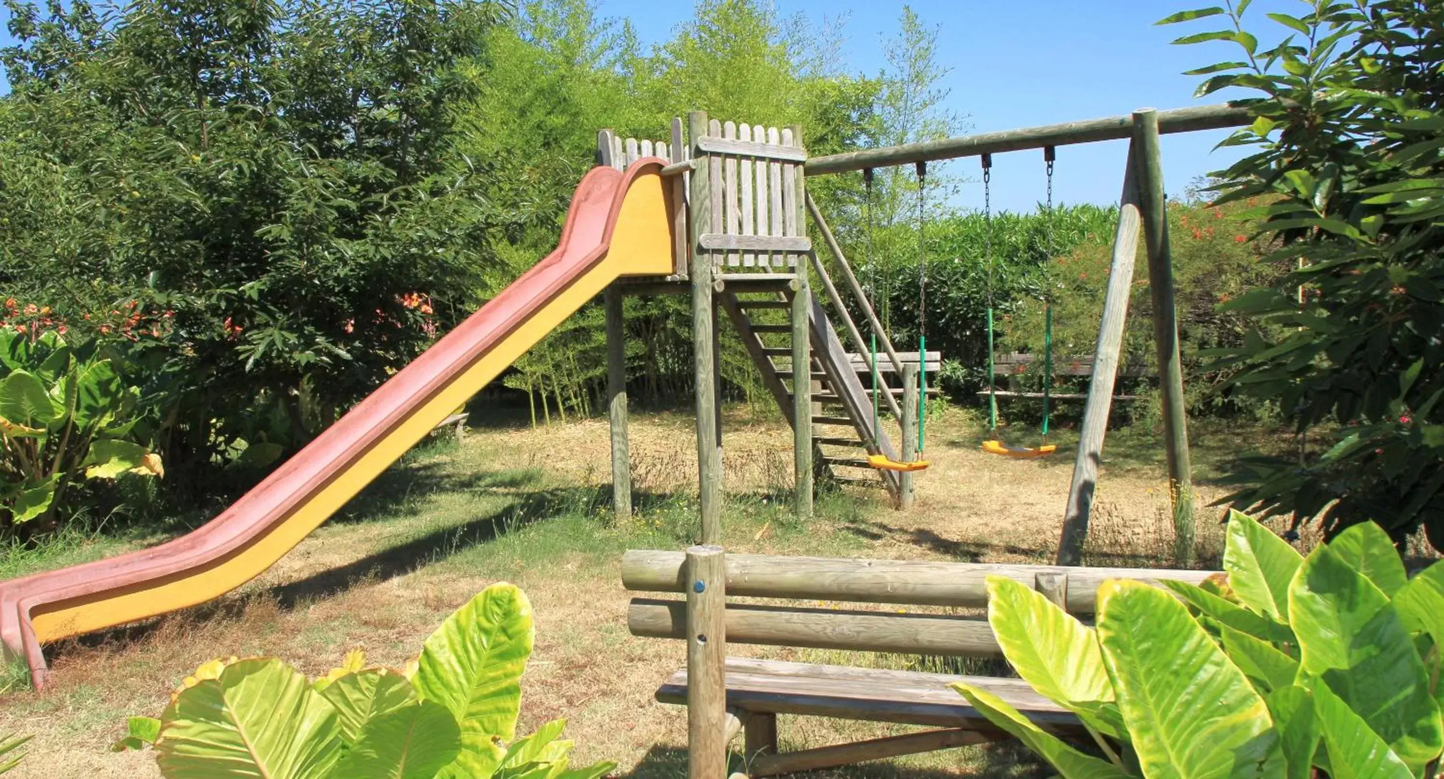 Children play ground, Children's Play Area in Casa 3 Águias