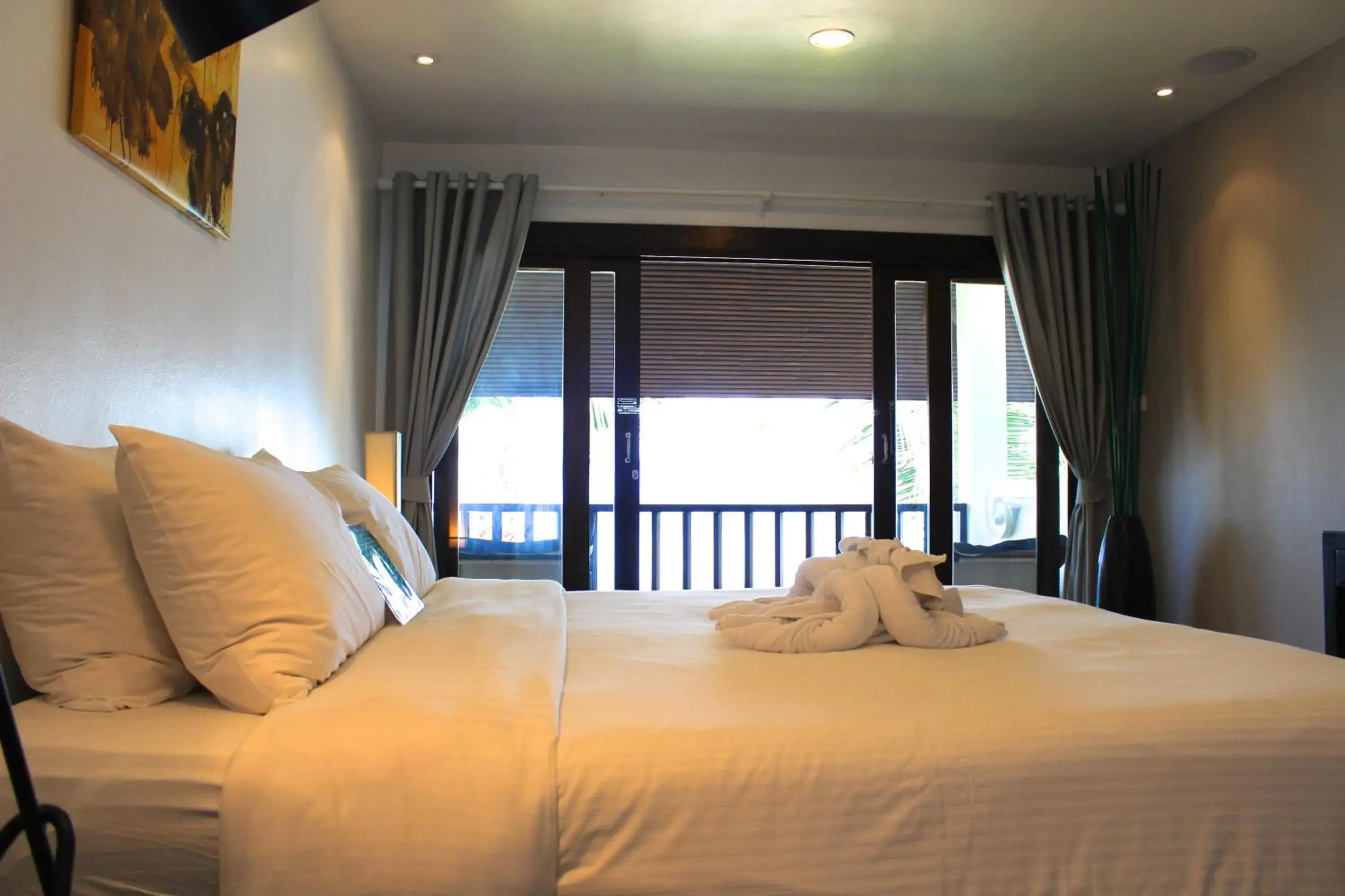 Bed in Baan Bophut Beach Hotel Samui - SHA Extra Plus