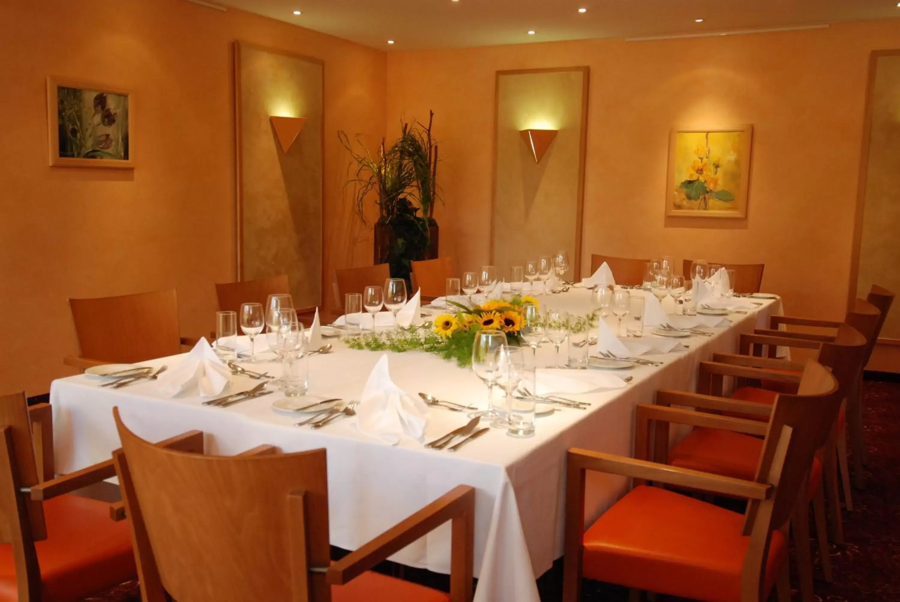 Restaurant/places to eat in ABACUS Tierpark Hotel Restaurant/places to eat in ABACUS Tierpark Hotel