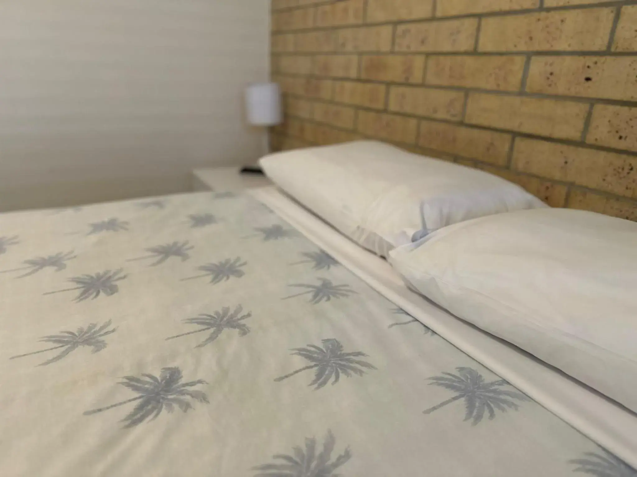 Bed in Coolum Budget Accommodation