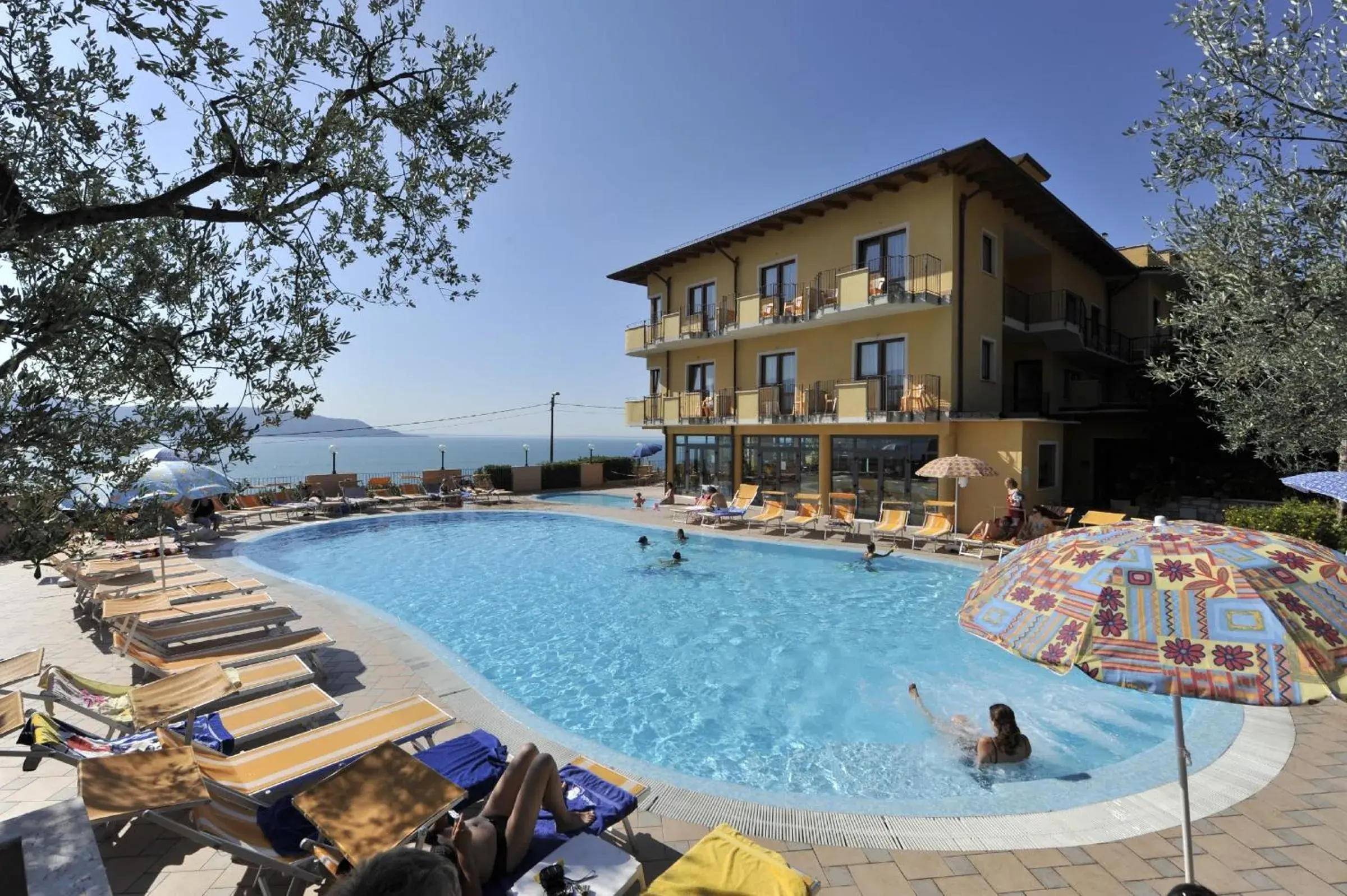 Property building, Swimming Pool in Hotel Piccolo Paradiso
