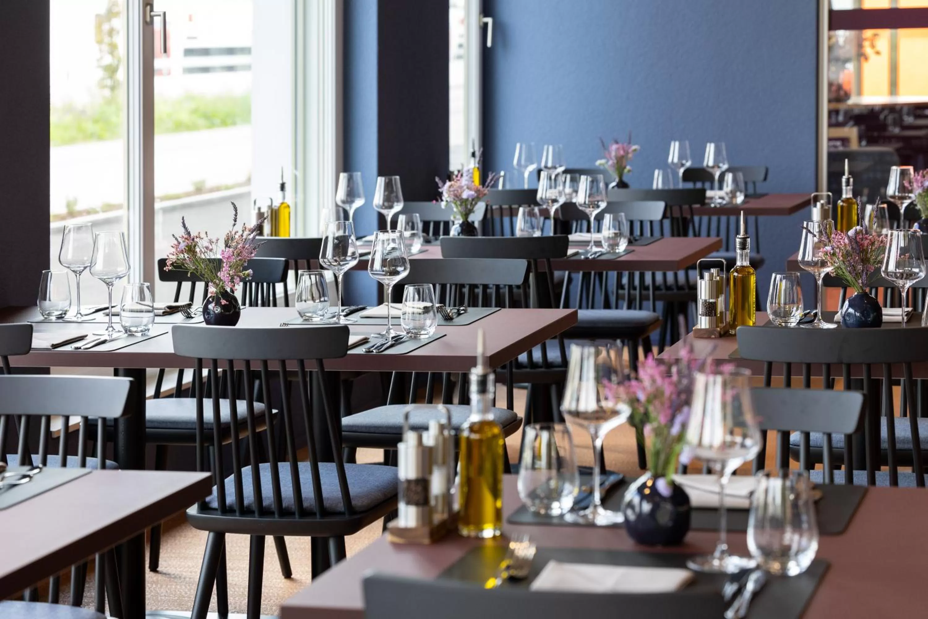 Restaurant/places to eat in b-smart hotel Arbon