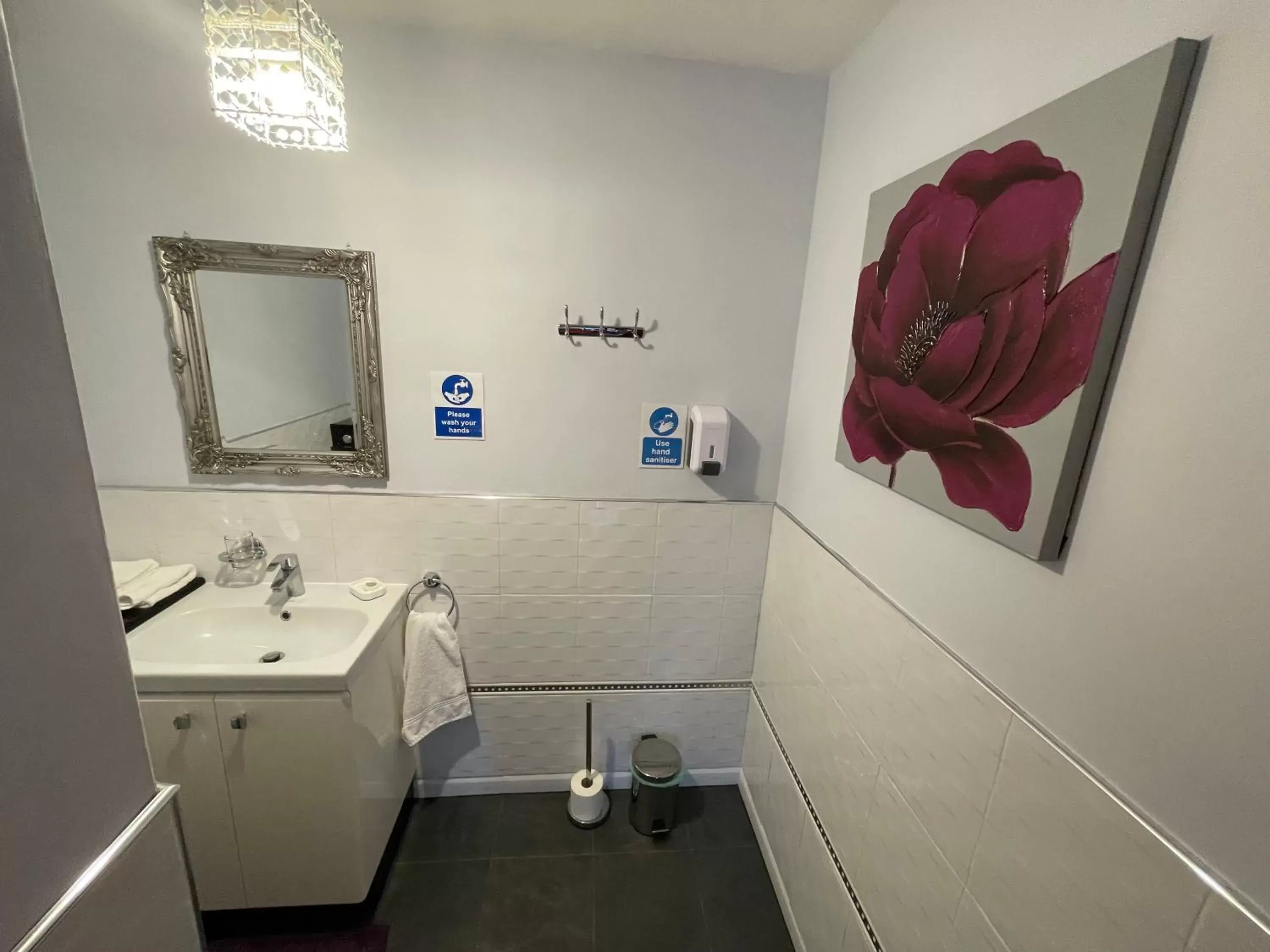 Toilet, Bathroom in Heathwood