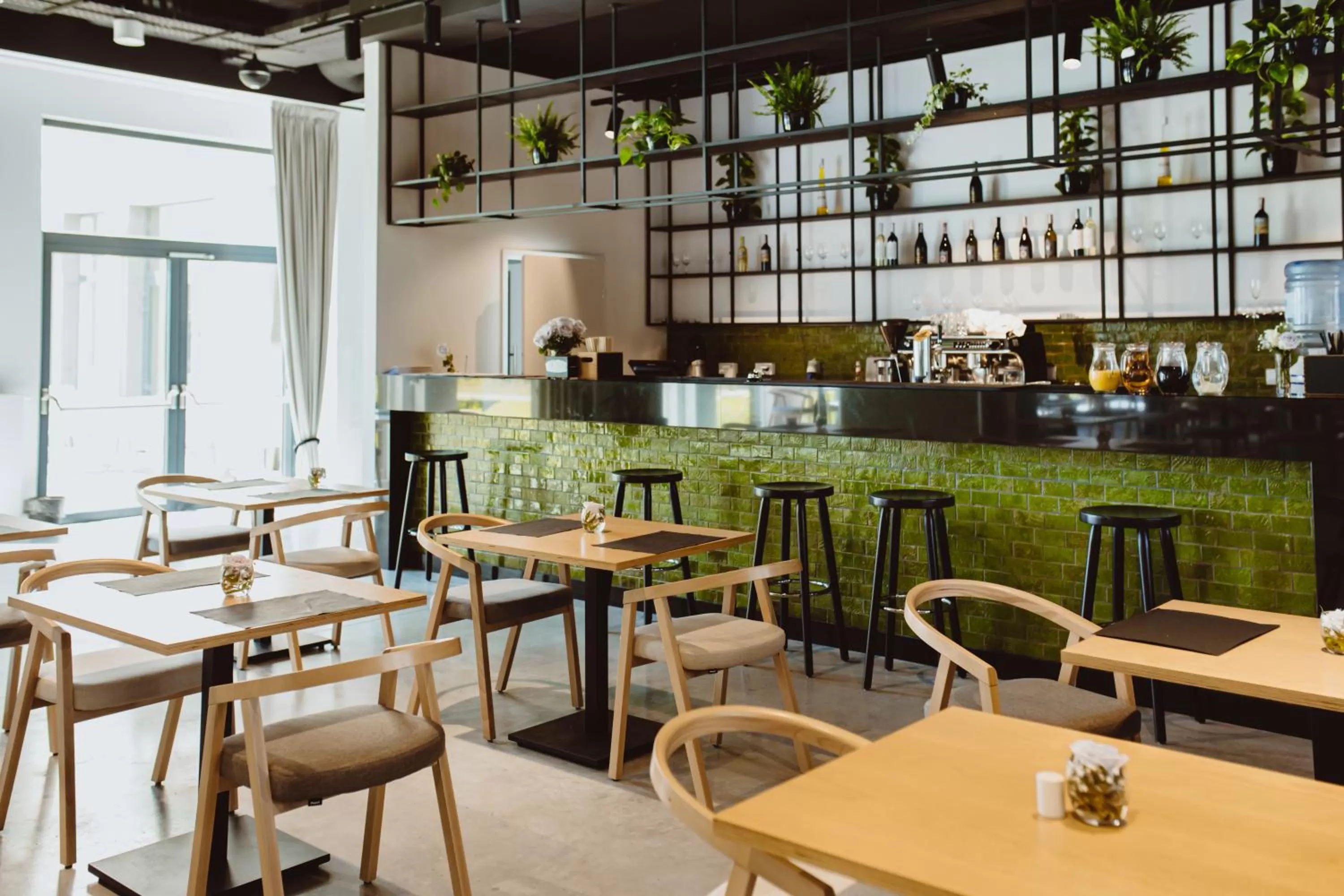 Restaurant/places to eat in Arche Hotel Poloneza