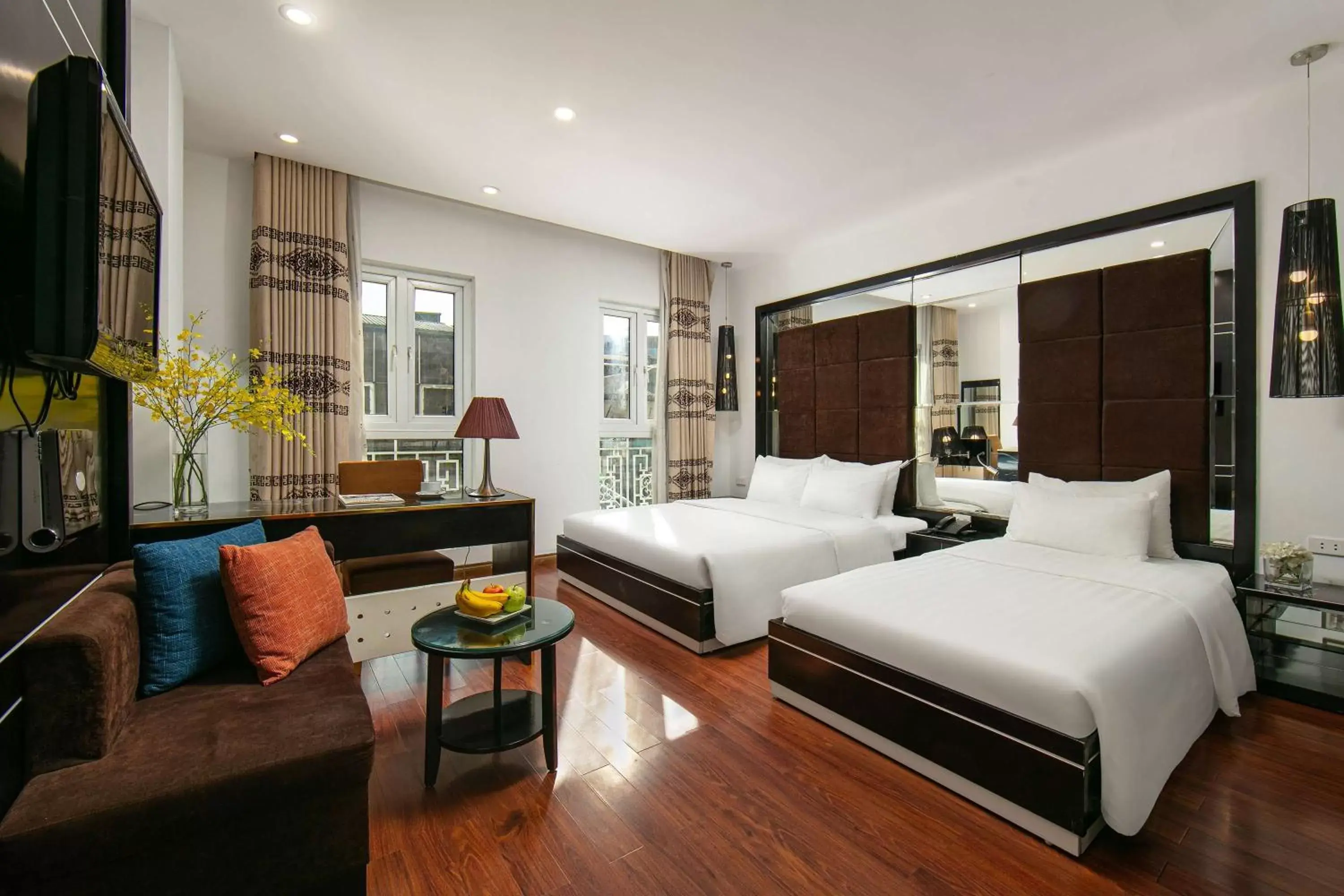 Family Room with Shower in Silk Central Hotel & Spa Family Room with Shower in Silk Central Hotel & Spa