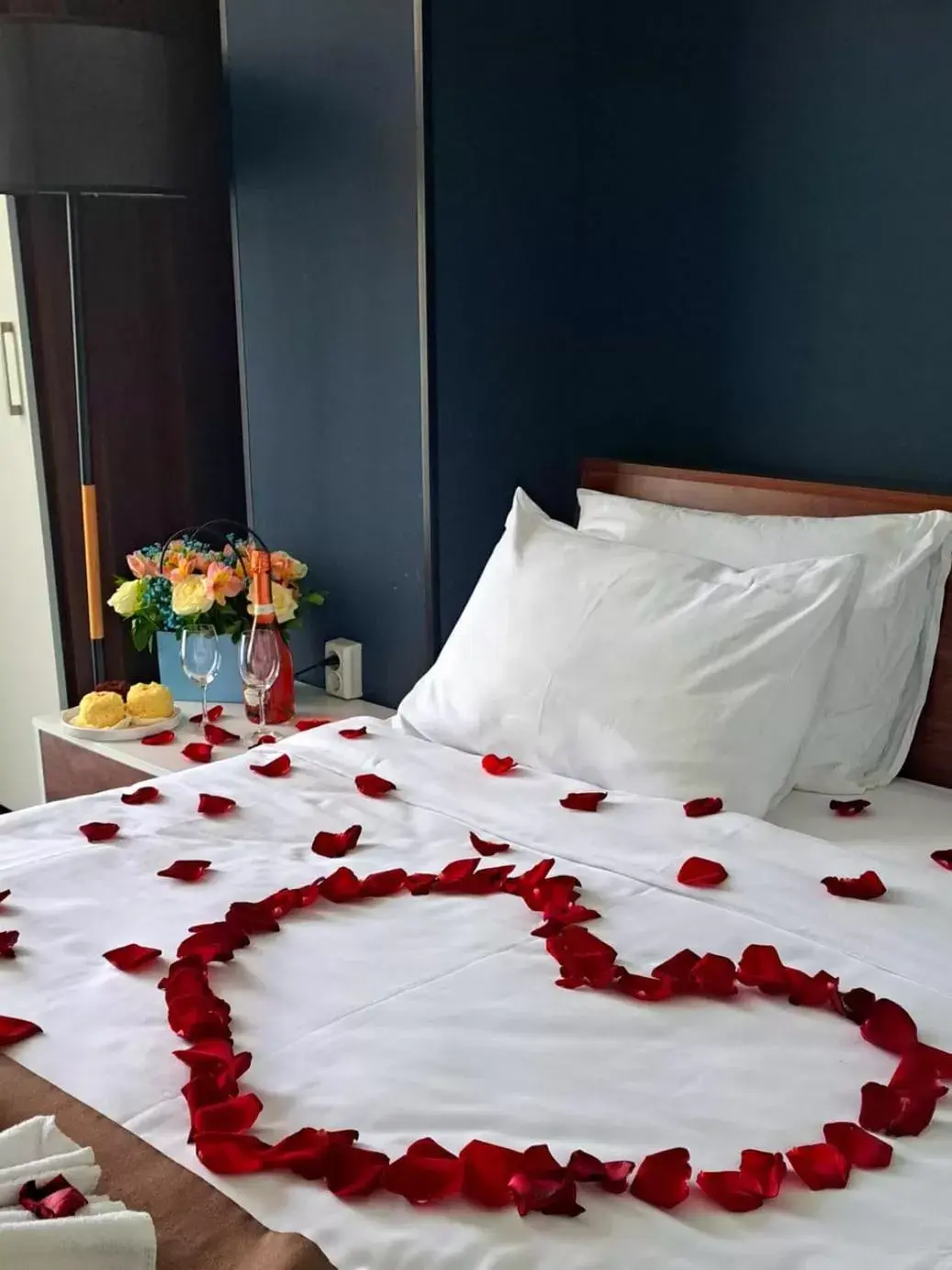 Bed in Bricks Hotel Bed in Bricks Hotel