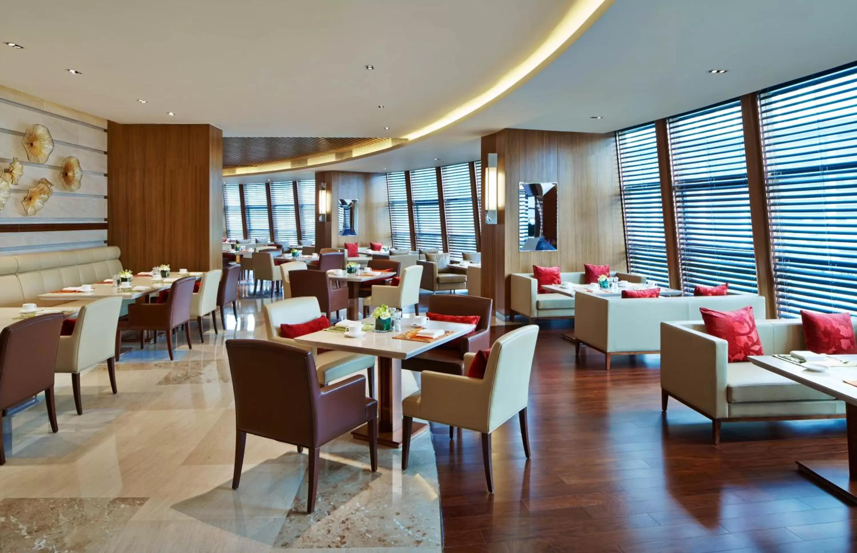 Restaurant/Places to Eat in Courtyard by Marriott Hangzhou Qianjiang