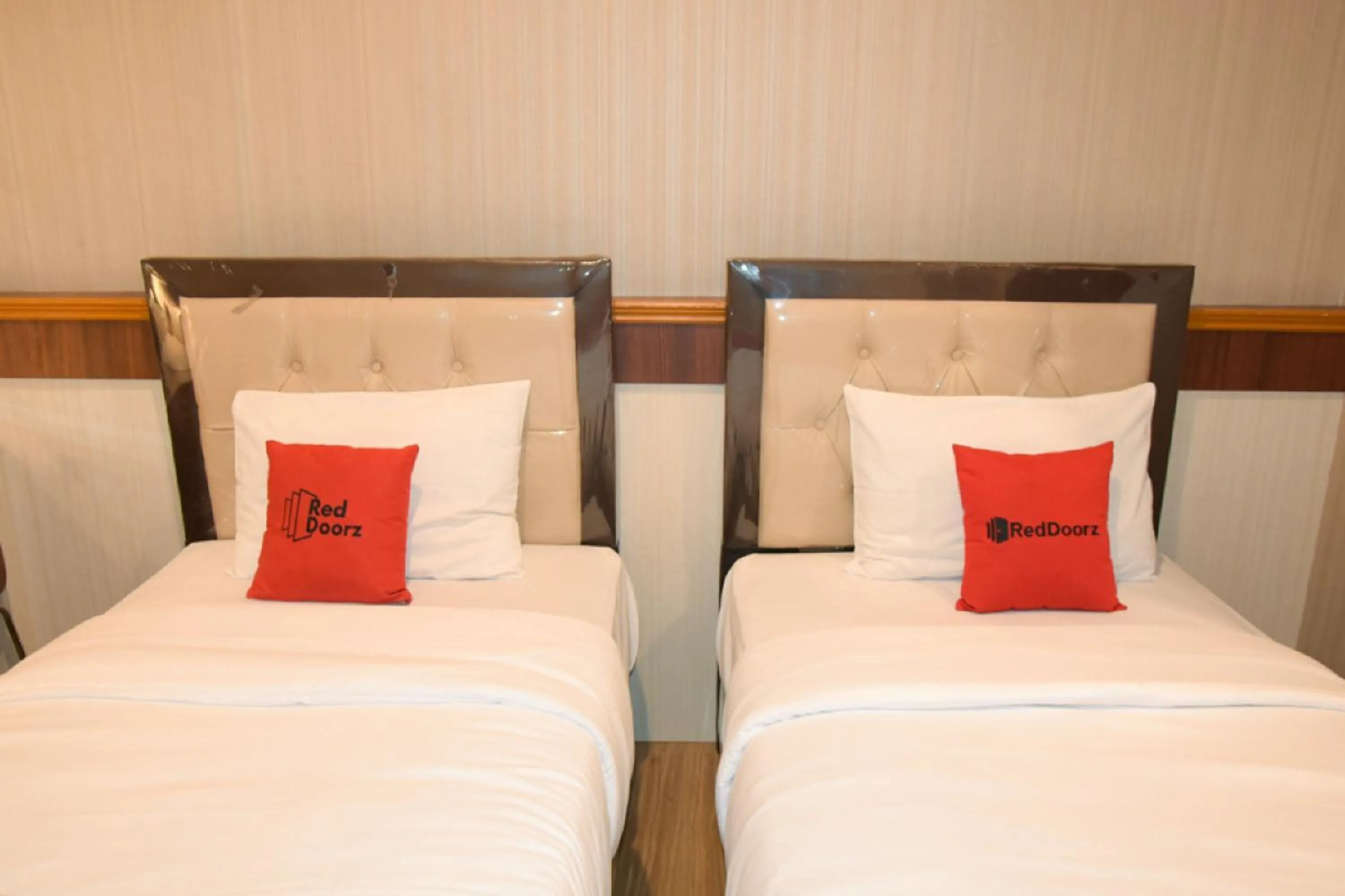 Bedroom, Bed in RedDoorz Plus near Universitas Sumatera Utara