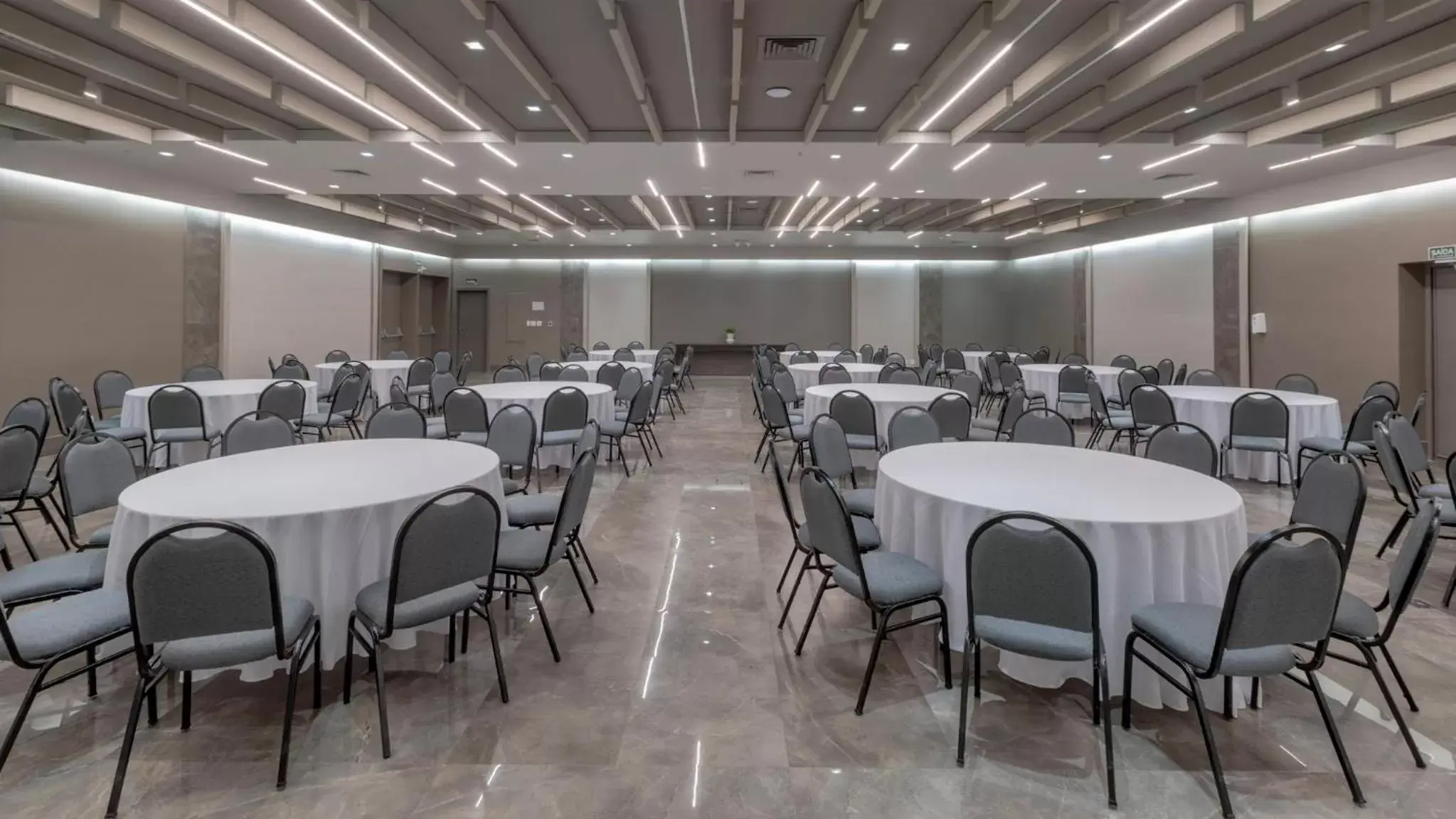 Meeting/conference room in Hotel Deville Prime Cuiabá