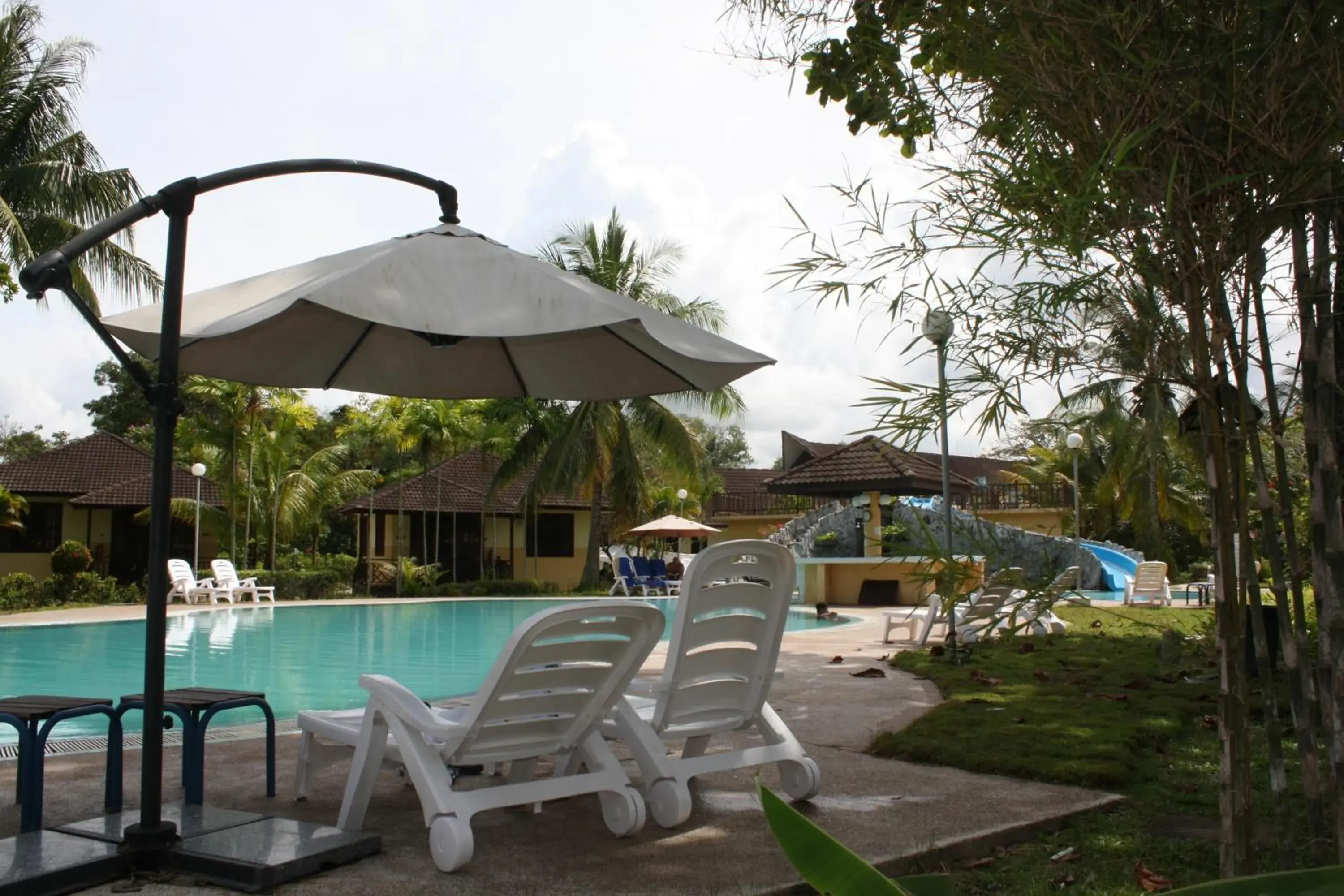 Swimming Pool in Beringgis Beach Resort & Spa