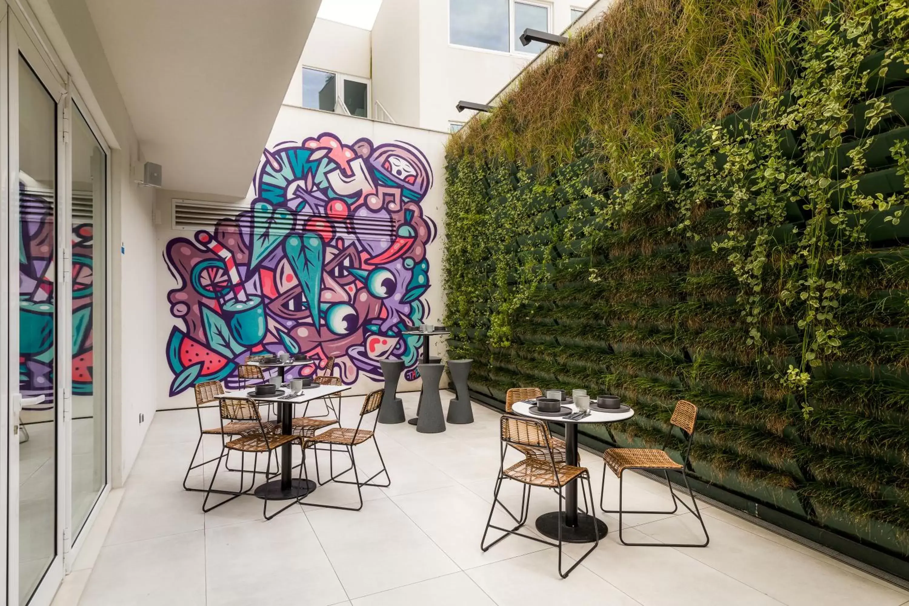 Balcony/Terrace in YOTEL Porto