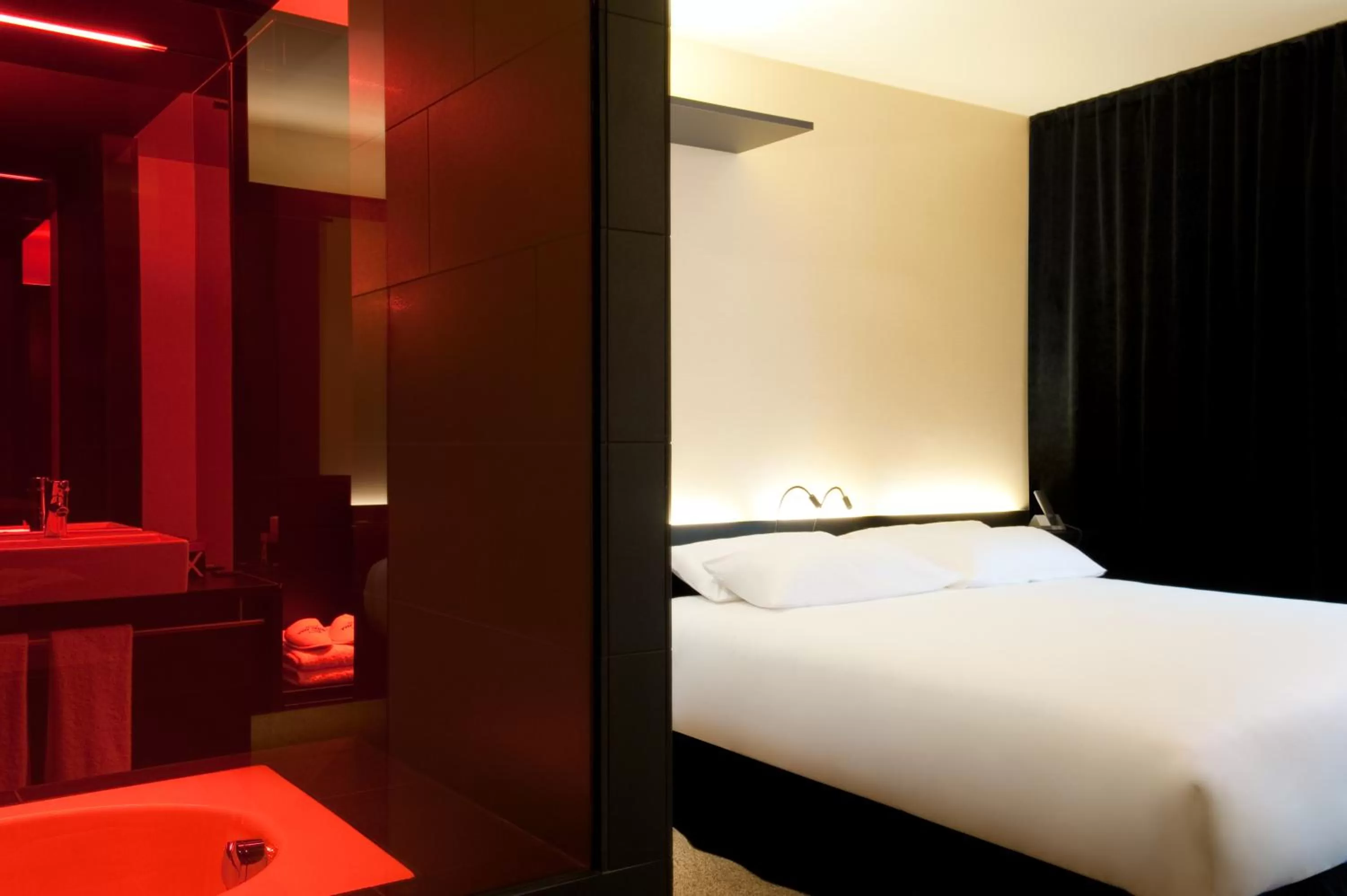 Bed in Axel Hotel Berlin - Adults Only